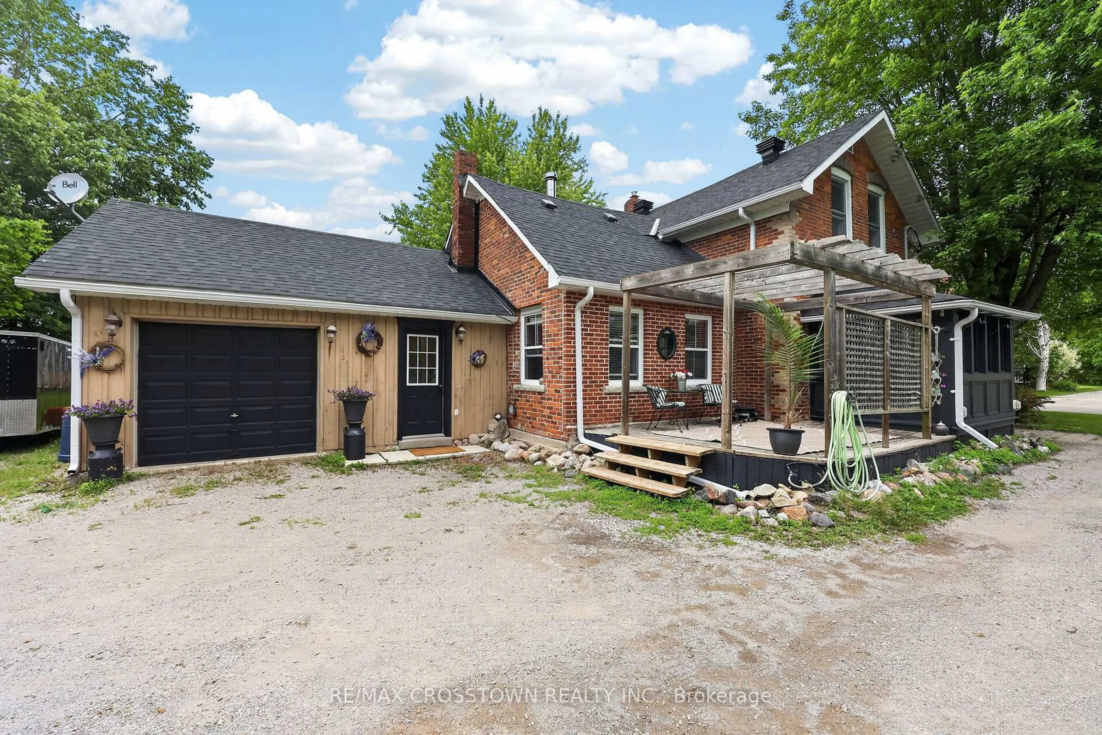 Home with brick exterior material, street for 6 Eplett St, Severn Ontario L0K 1E0