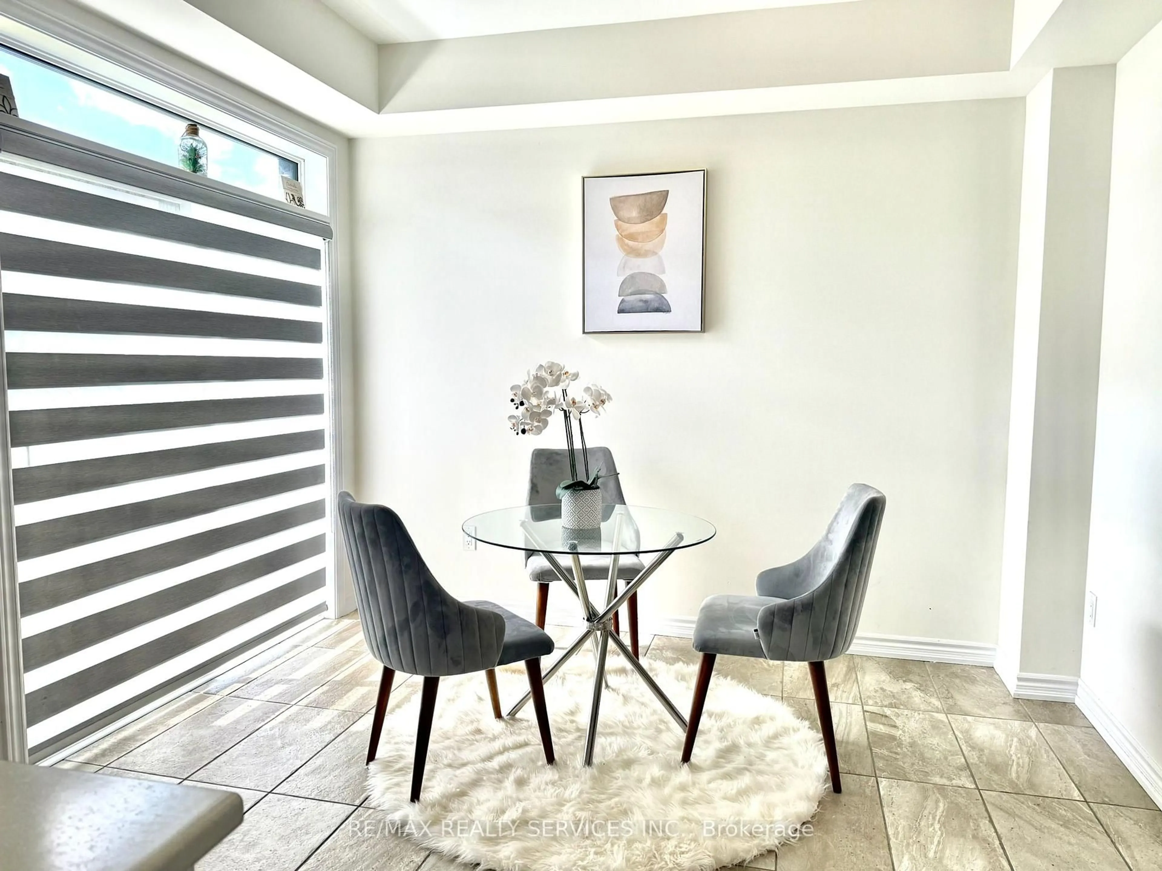 Dining room, unknown for 39 Prudhoe Terr, Barrie Ontario L9J 0W2