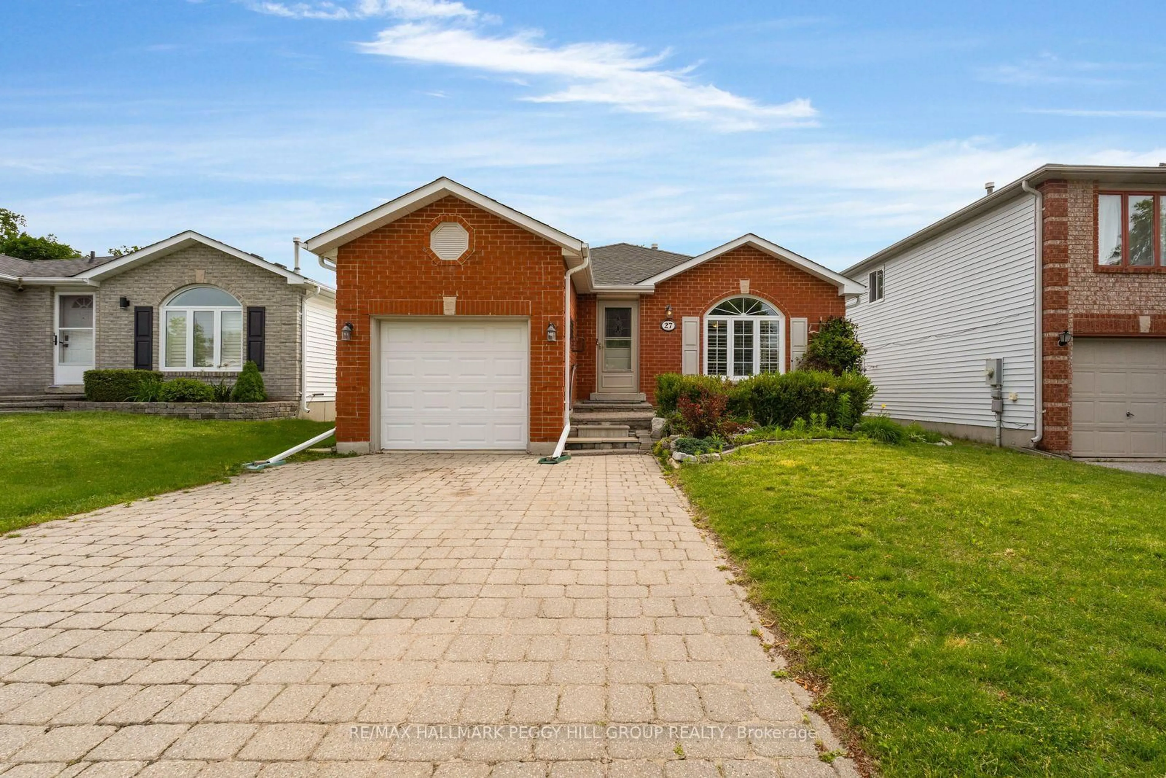 Home with brick exterior material, street for 27 Finlay Rd, Barrie Ontario L4N 7T8