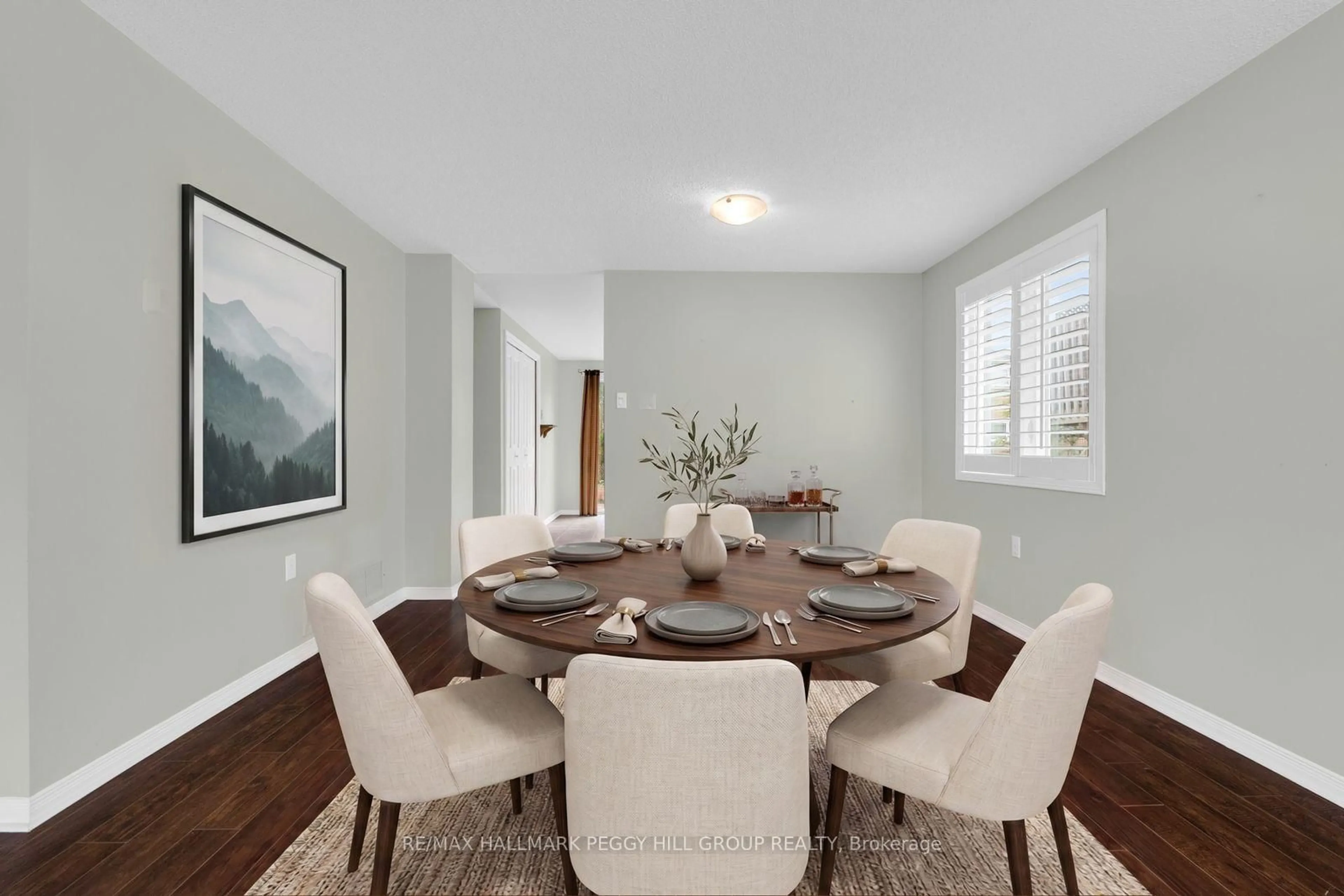Dining room, unknown for 27 Finlay Rd, Barrie Ontario L4N 7T8