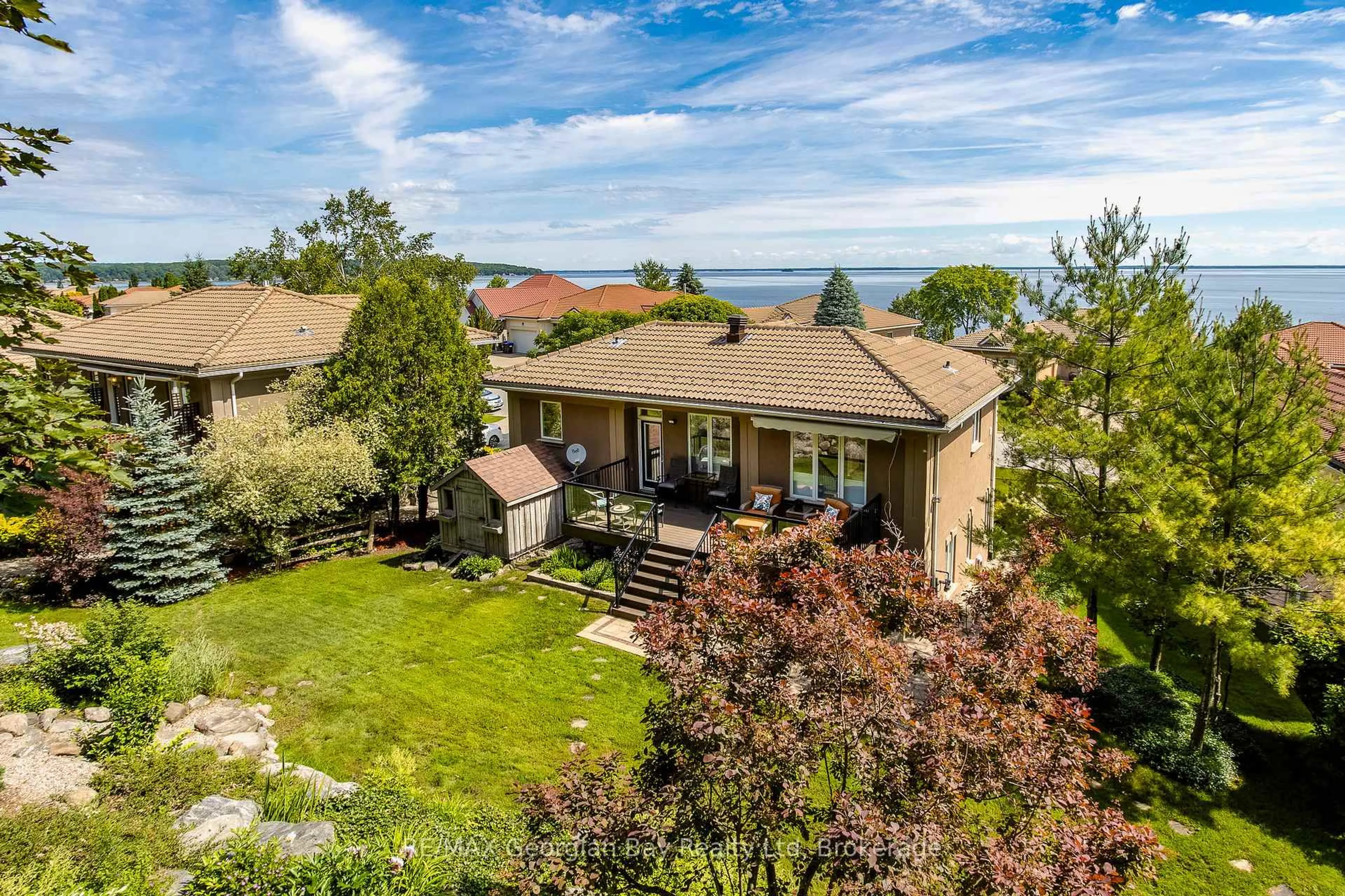 A pic from outside/outdoor area/front of a property/back of a property/a pic from drone, water/lake/river/ocean view for 422 Aberdeen Blvd, Midland Ontario L4R 5L8