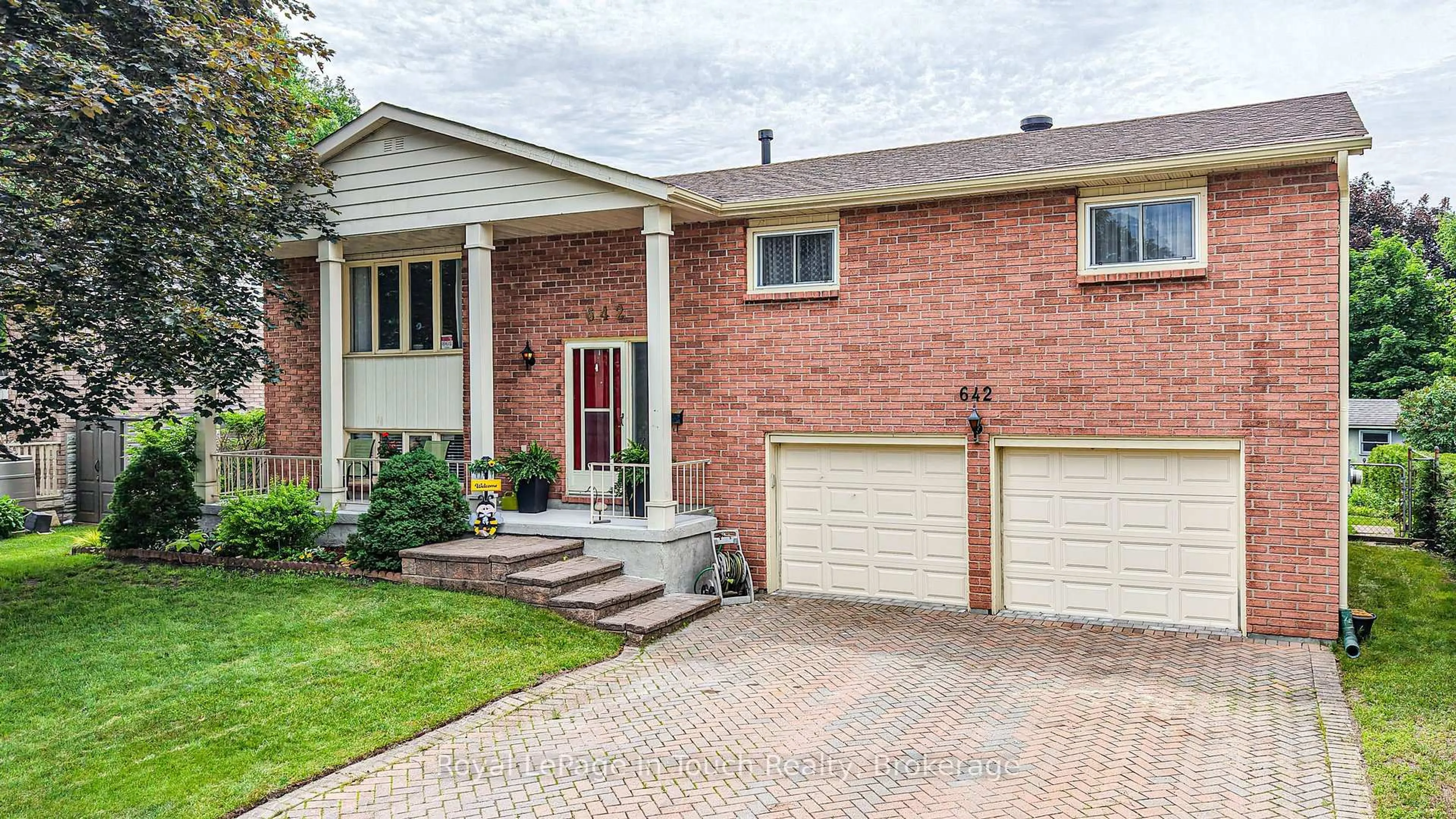 Home with brick exterior material, street for 642 Randles Cres, Midland Ontario L4R 4V4