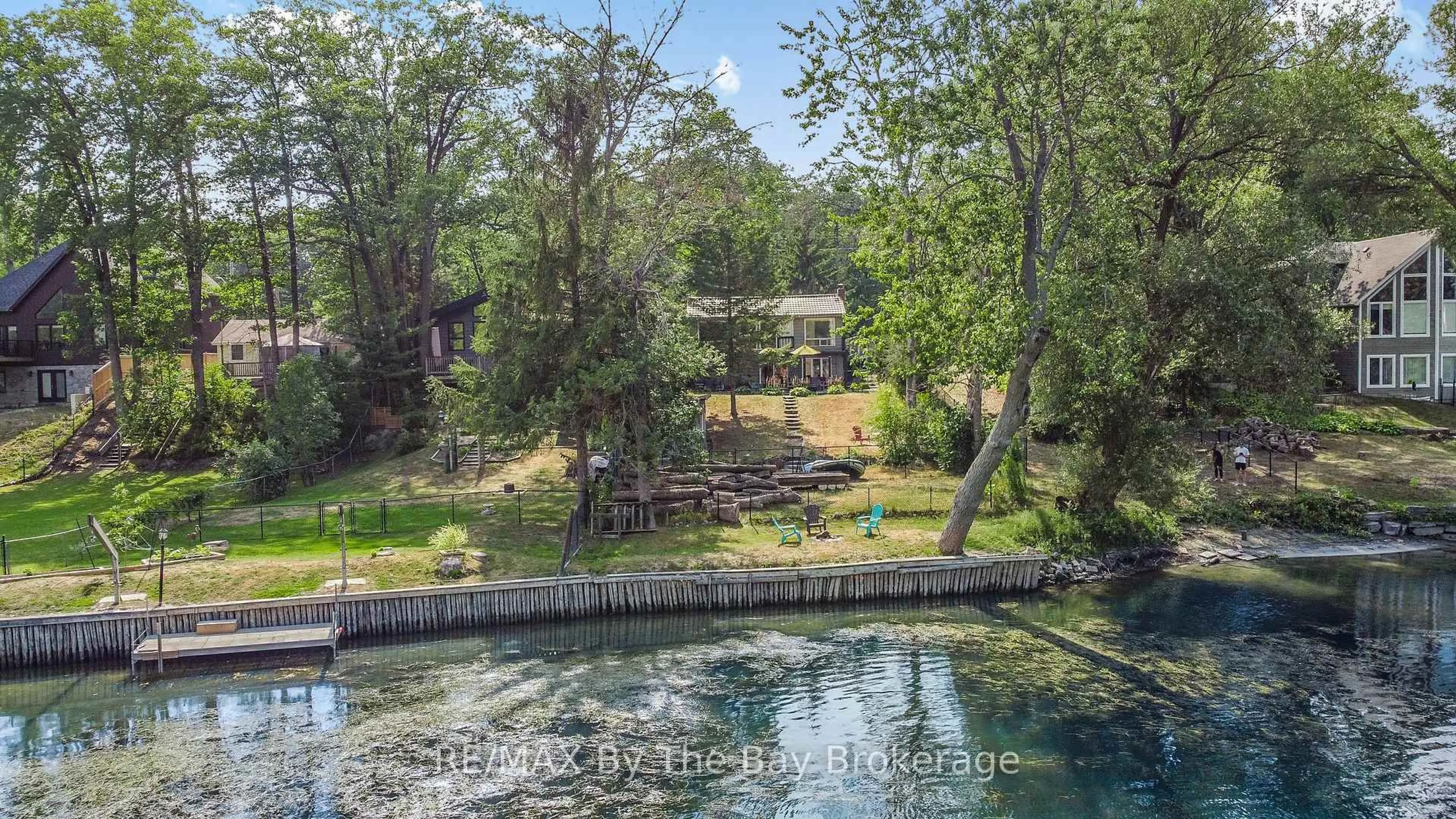 A pic from outside/outdoor area/front of a property/back of a property/a pic from drone, water/lake/river/ocean view for 103 Sunnidale Rd, Wasaga Beach Ontario L9Z 2S9