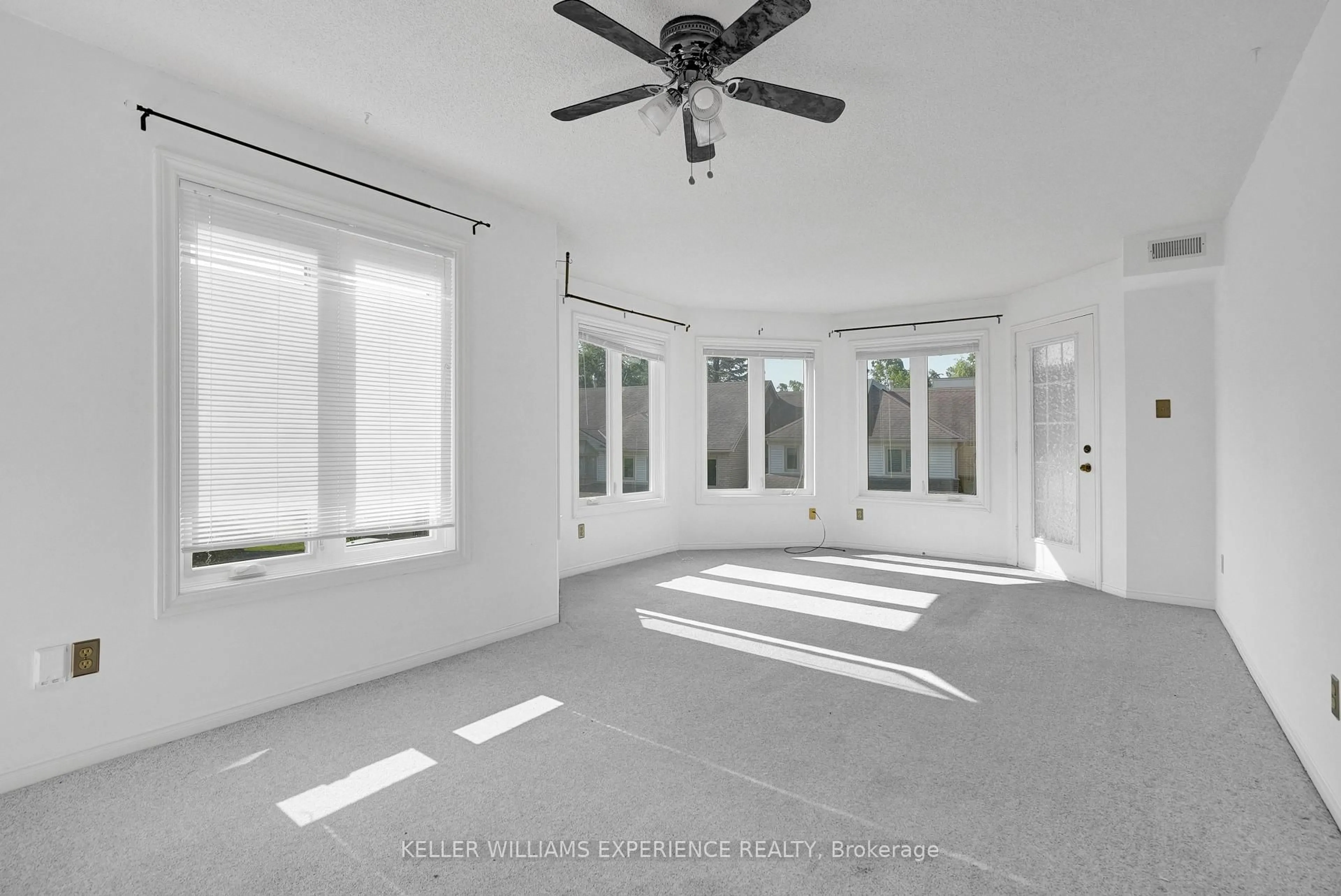 Unknown for 492 Laclie St #204, Orillia Ontario L3V 7V2