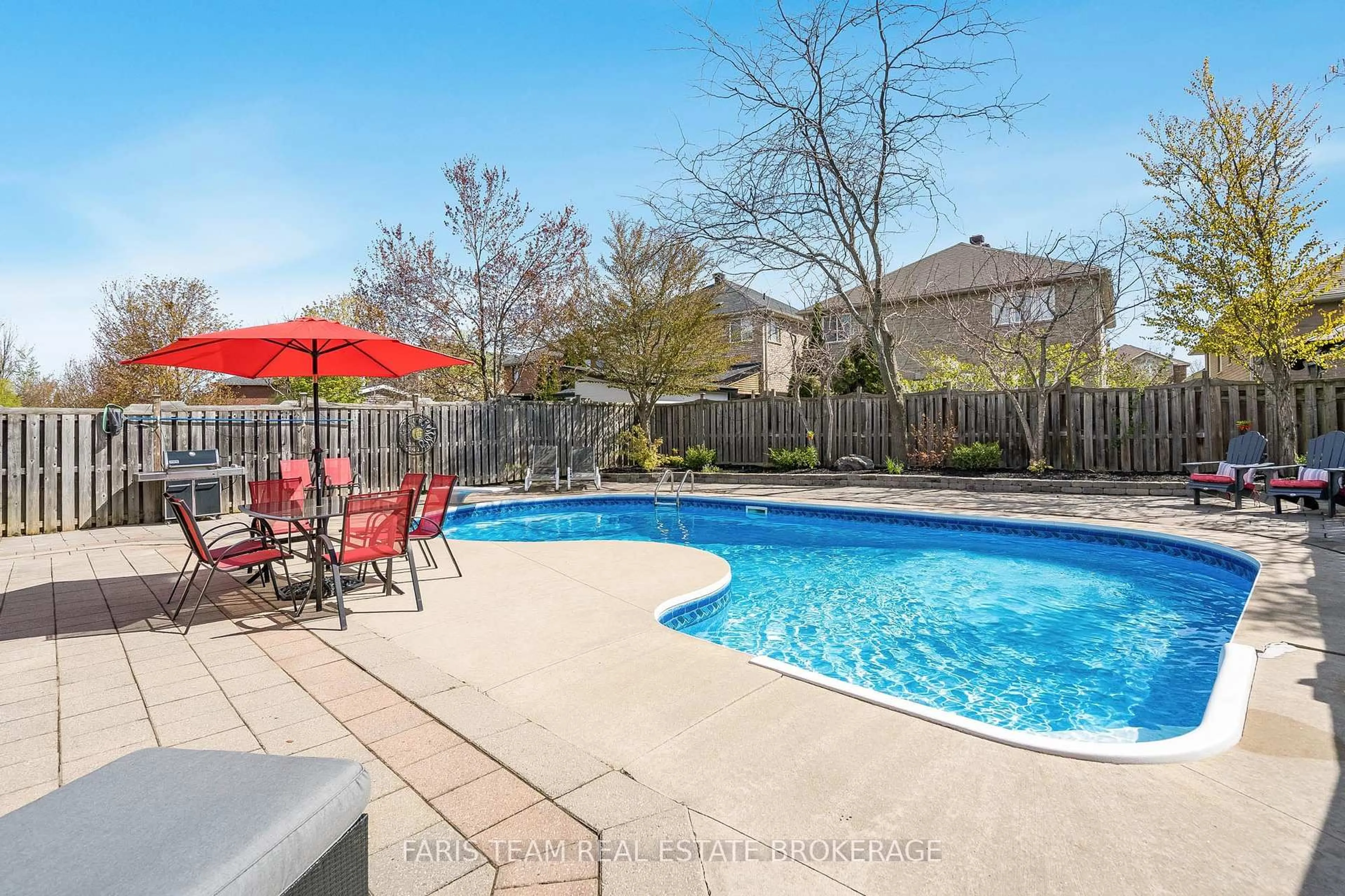 Pool for 49 Prince William Way, Barrie Ontario L4N 0Y9