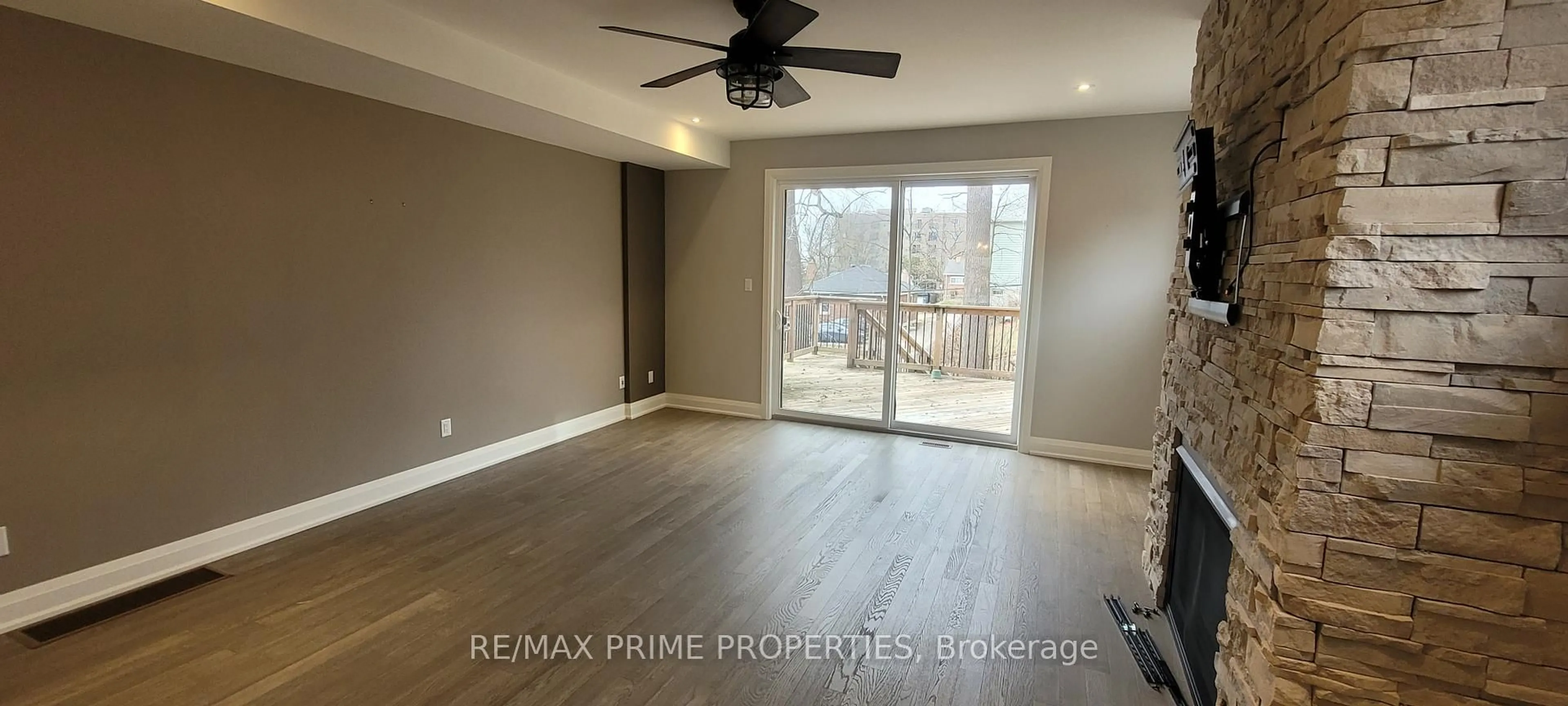 A pic of a room for 88C Clapperton St, Barrie Ontario L4M 3G2