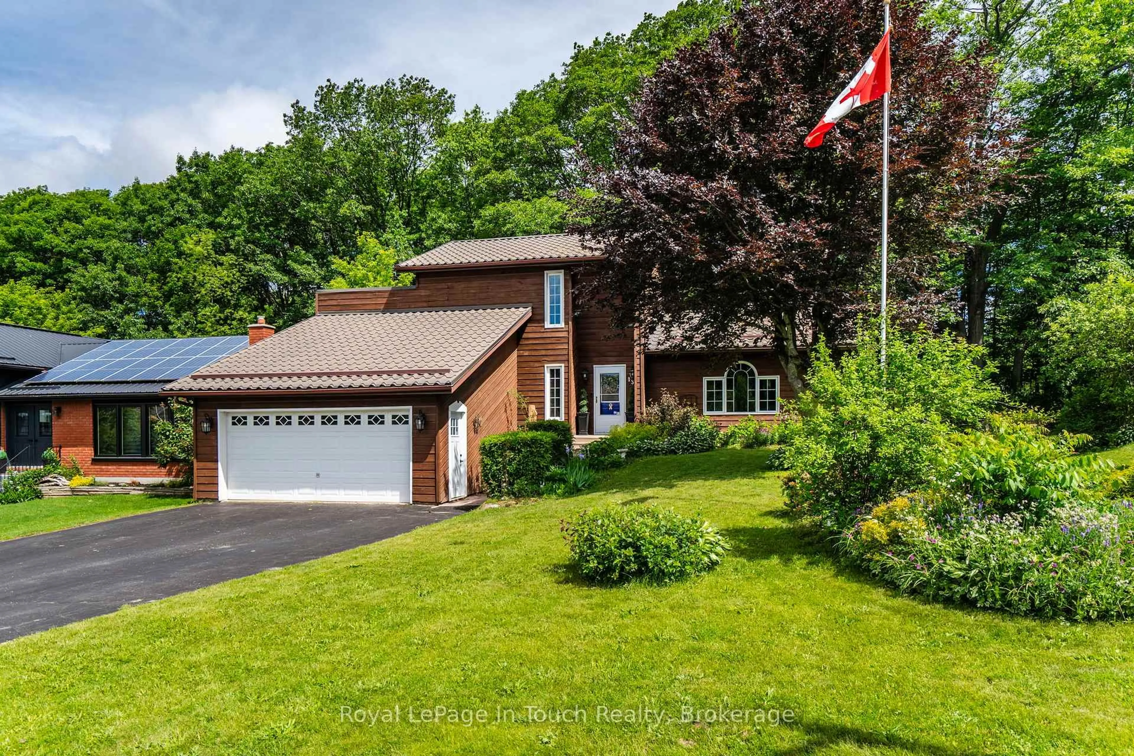 Home with brick exterior material, street for 13 Hallen Dr, Penetanguishene Ontario L9M 1G2