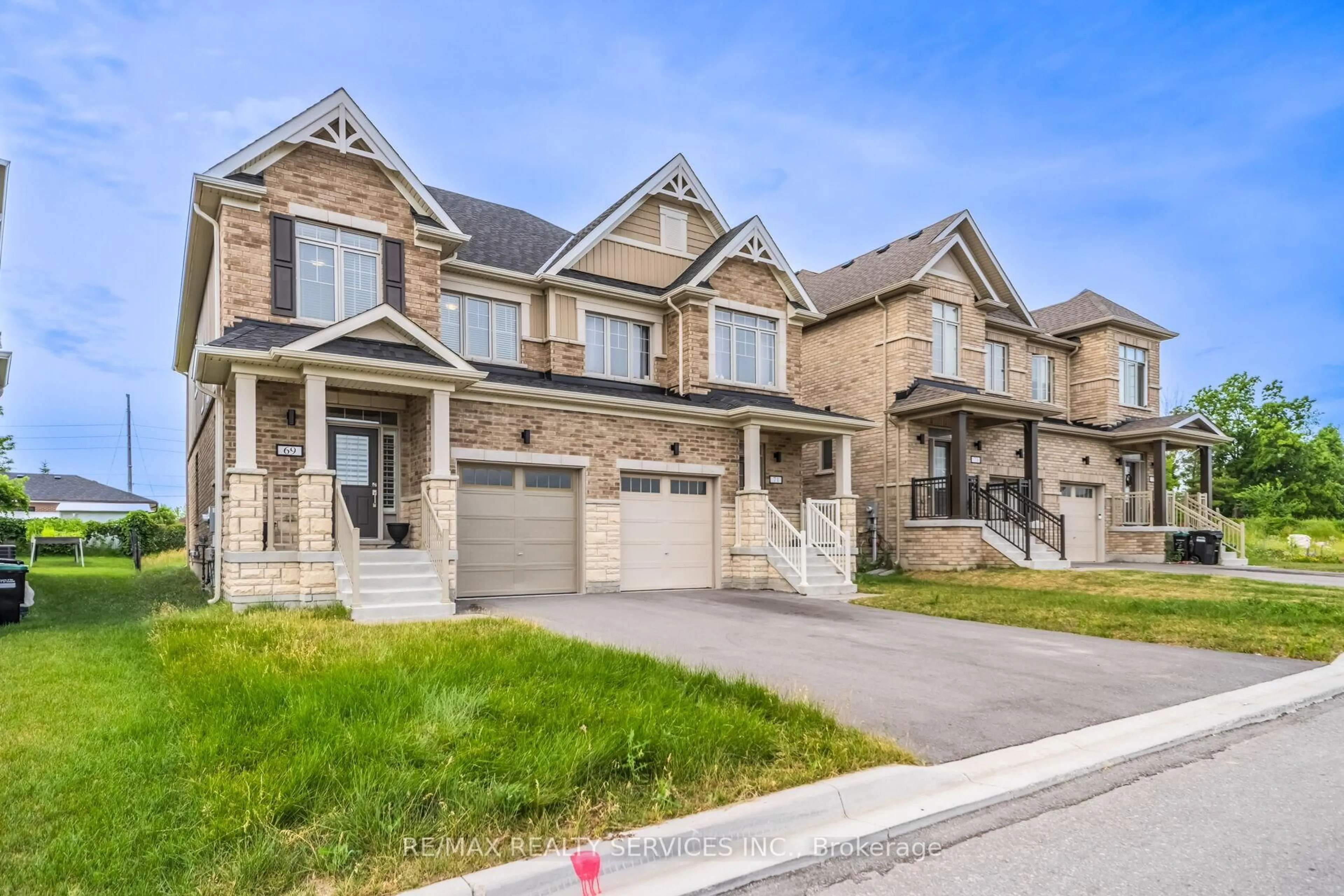 Home with brick exterior material, street for 69 Kirkwood Way, Barrie Ontario L9J 0K7
