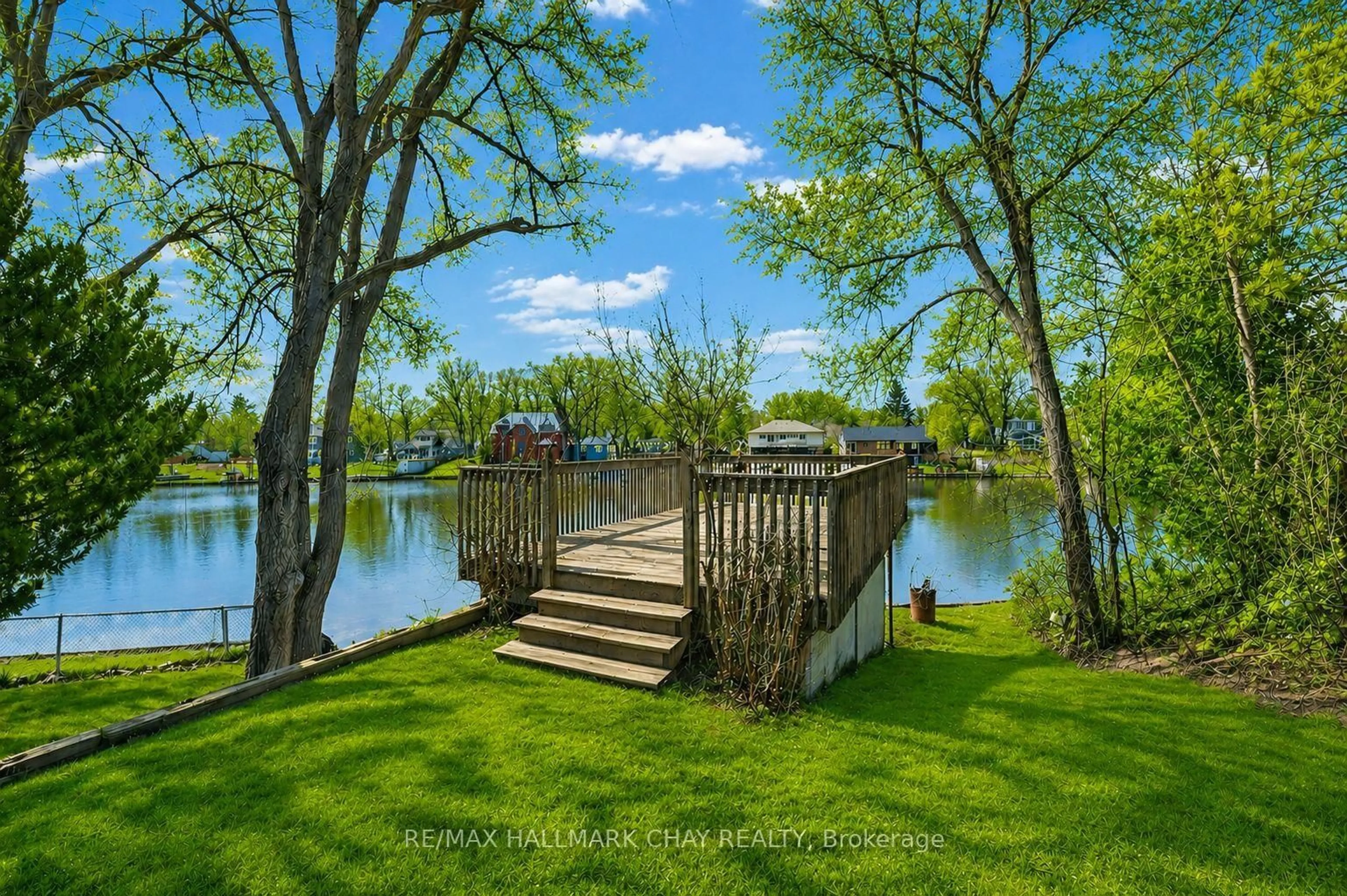 Patio, water/lake/river/ocean view for 1976 River Rd, Wasaga Beach Ontario L9Z 2W2
