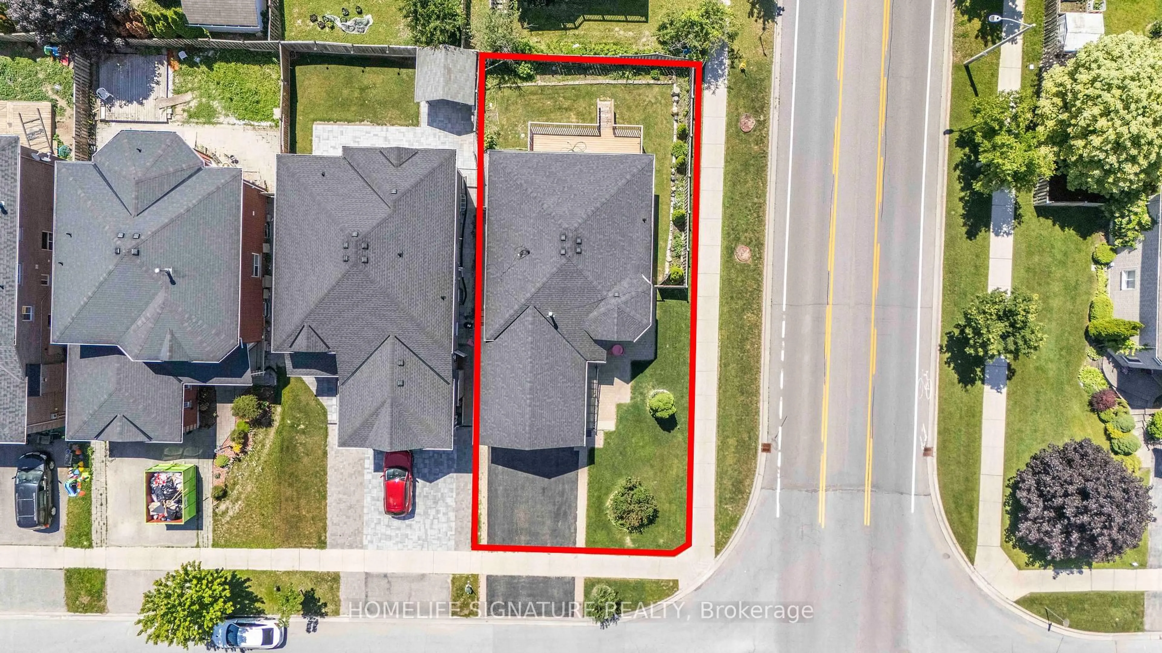 A pic from outside/outdoor area/front of a property/back of a property/a pic from drone, street for 239 Country Lane, Barrie Ontario L4N 0W2
