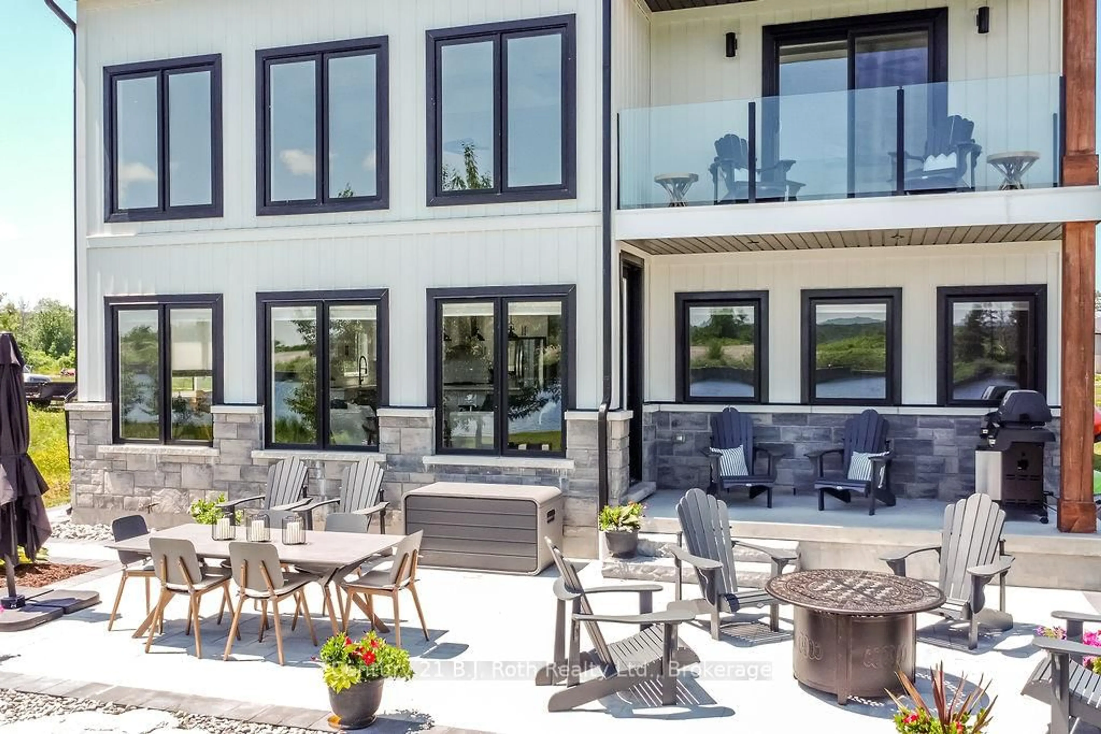 Patio, mountain view for 53 Dock Lane #27, Tay Ontario L0K 1R0