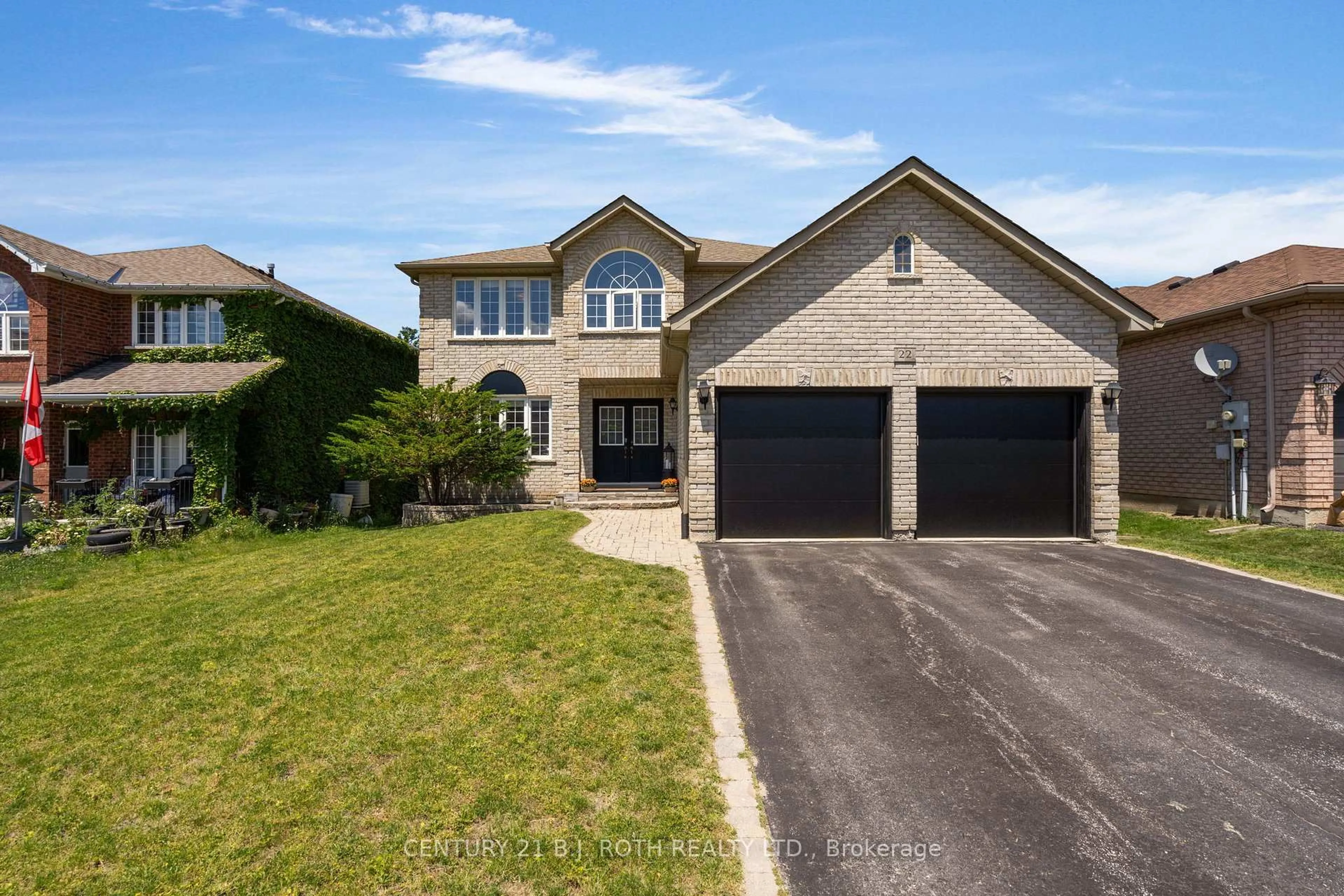 Home with brick exterior material, street for 22 Silvercreek Cres, Barrie Ontario L4N 1S7