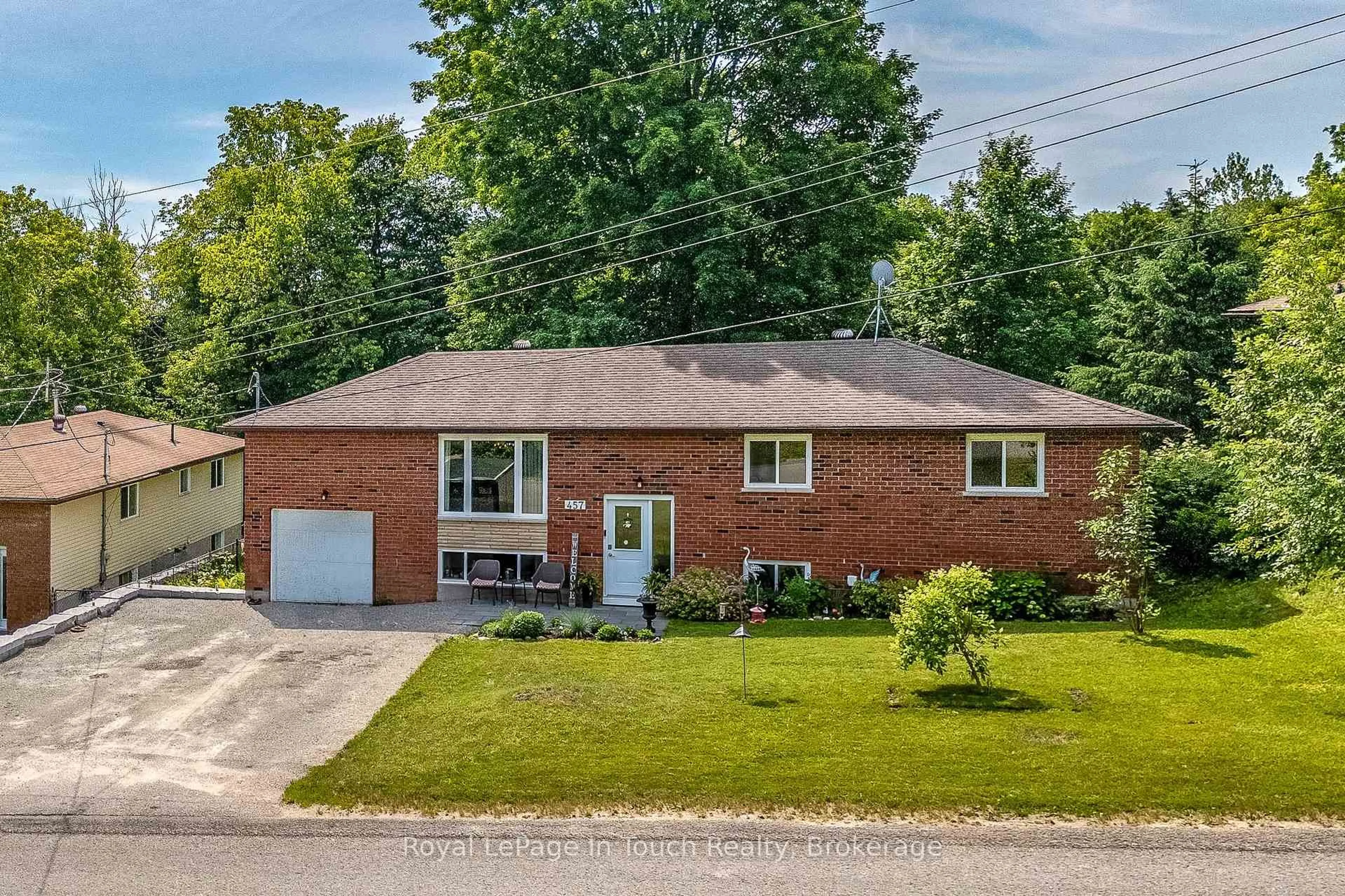 Home with brick exterior material, street for 457 Hayes St, Tay Ontario L0K 1R0