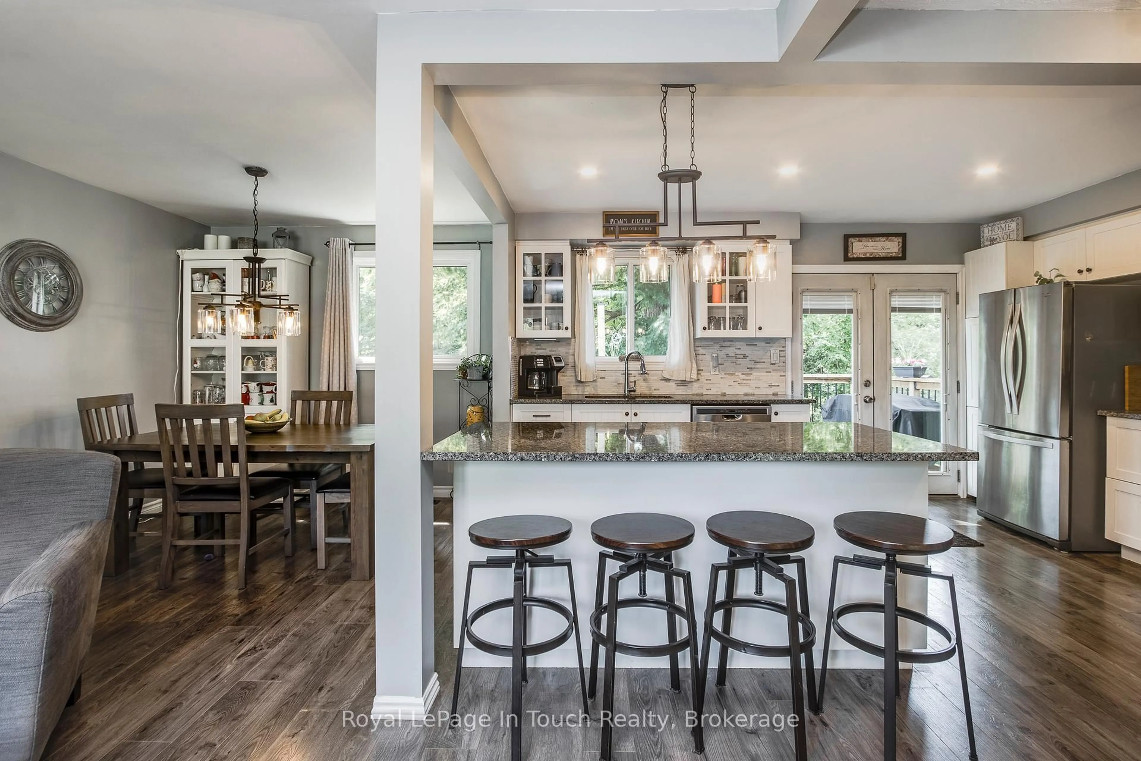Open concept kitchen, unknown for 457 Hayes St, Tay Ontario L0K 1R0