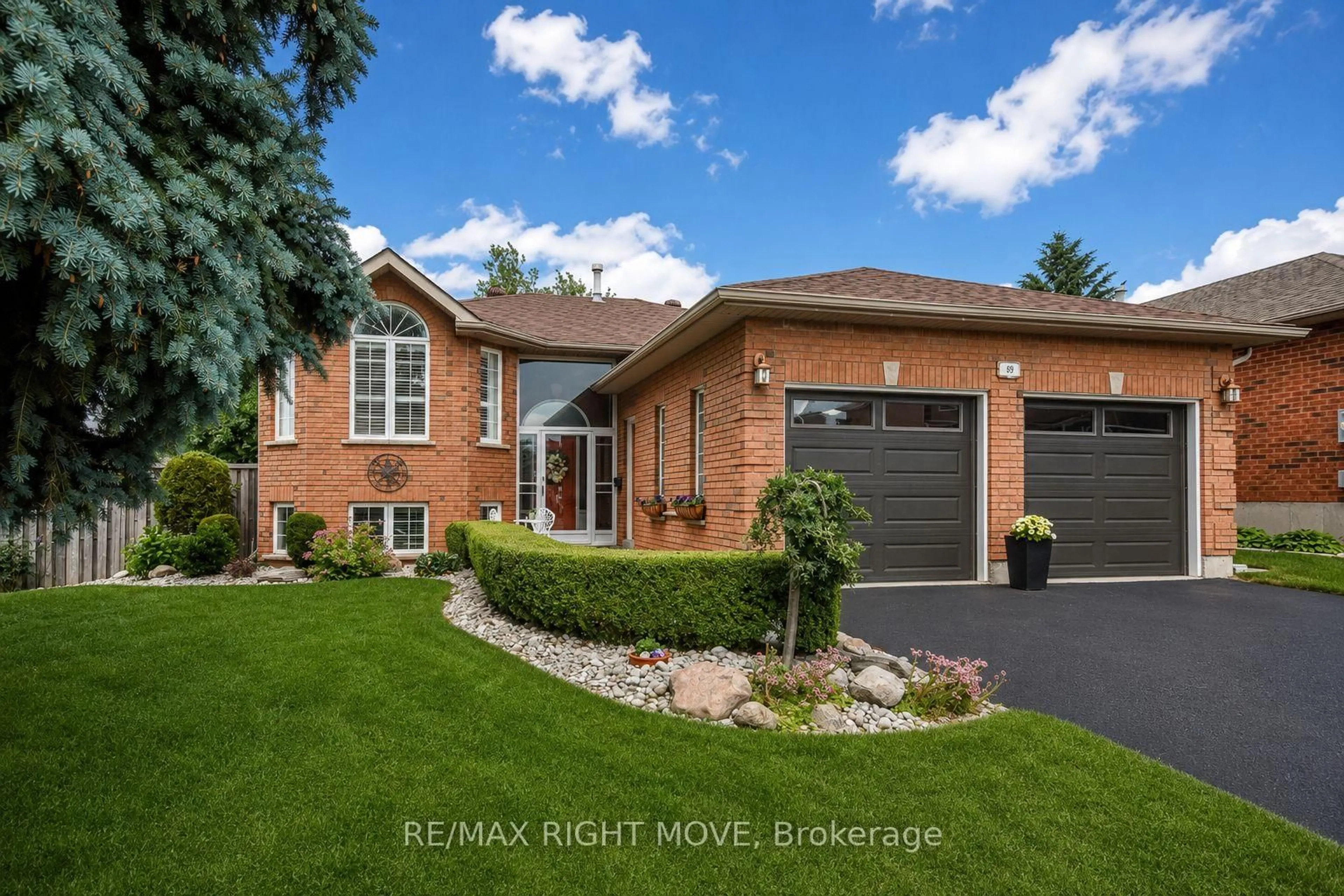 Home with brick exterior material, street for 89 Carter Cres, Orillia Ontario L3V 7R9