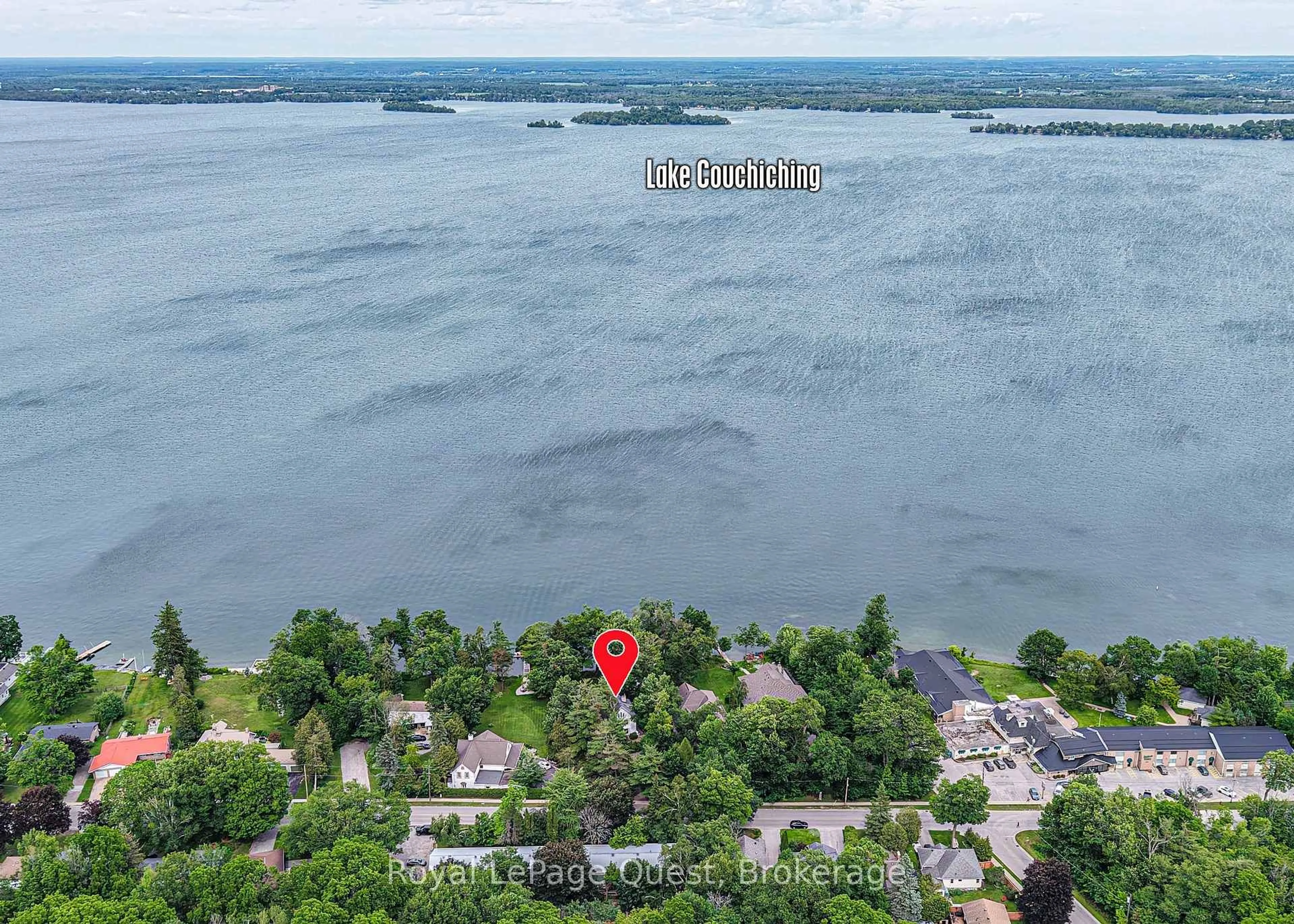 A pic from outside/outdoor area/front of a property/back of a property/a pic from drone, water/lake/river/ocean view for 258 Bay St, Orillia Ontario L3V 3X1