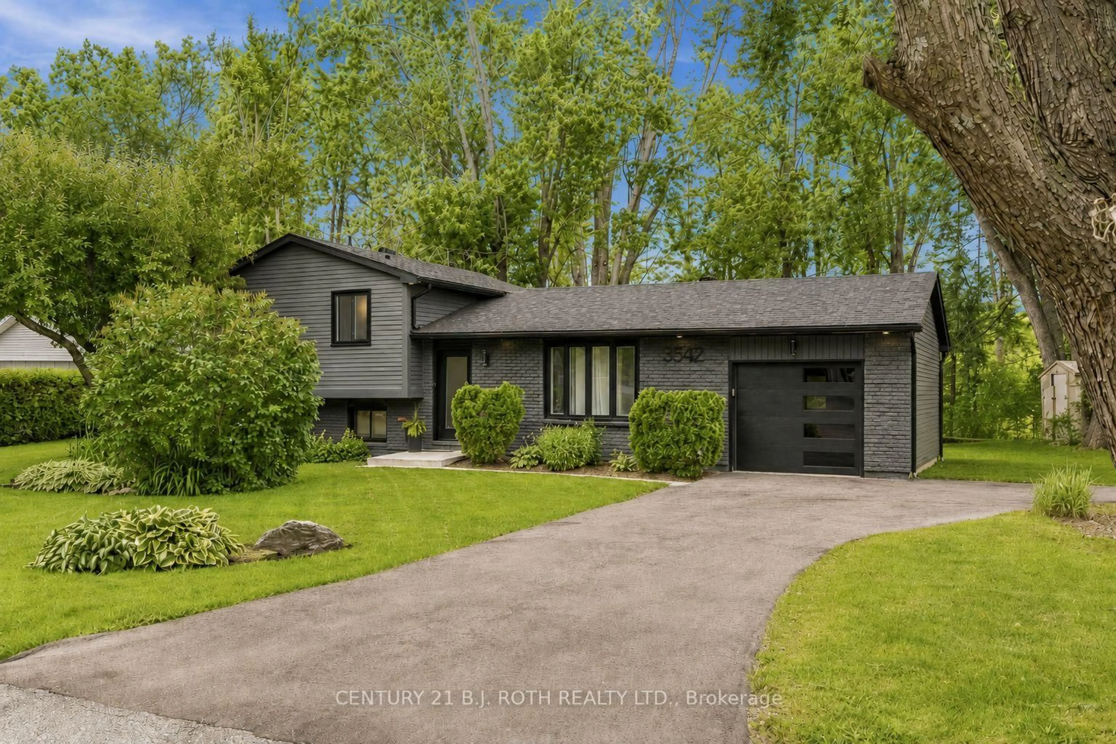 Unknown for 3542 Shadow Creek Rd, Severn Ontario L3V 0V8