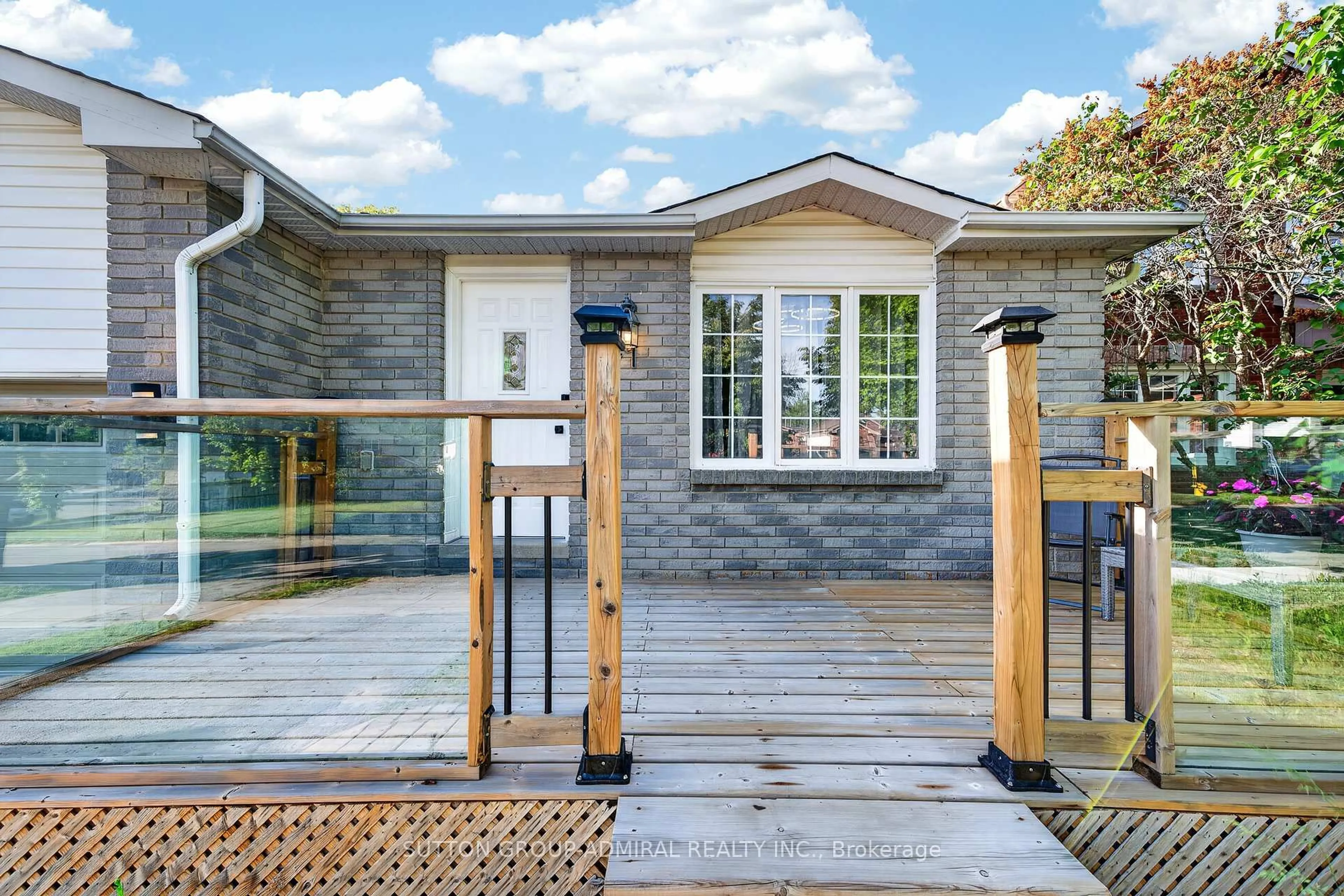 Home with brick exterior material, street for 41 WHITEHORN Cres, Barrie Ontario L4N 8E4