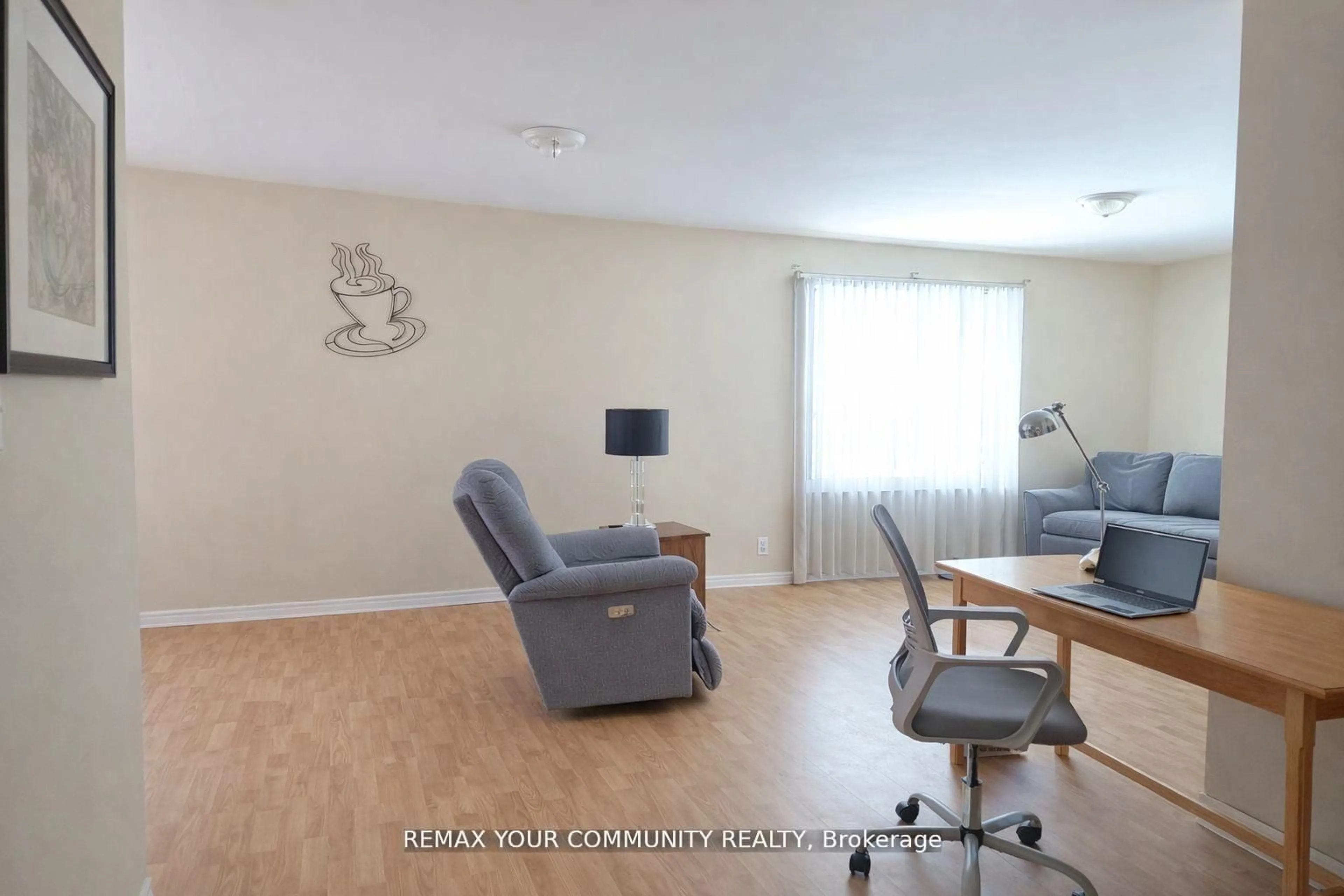 A pic of a room for 3414 Lee Ave, Severn Ontario L0K 1G0