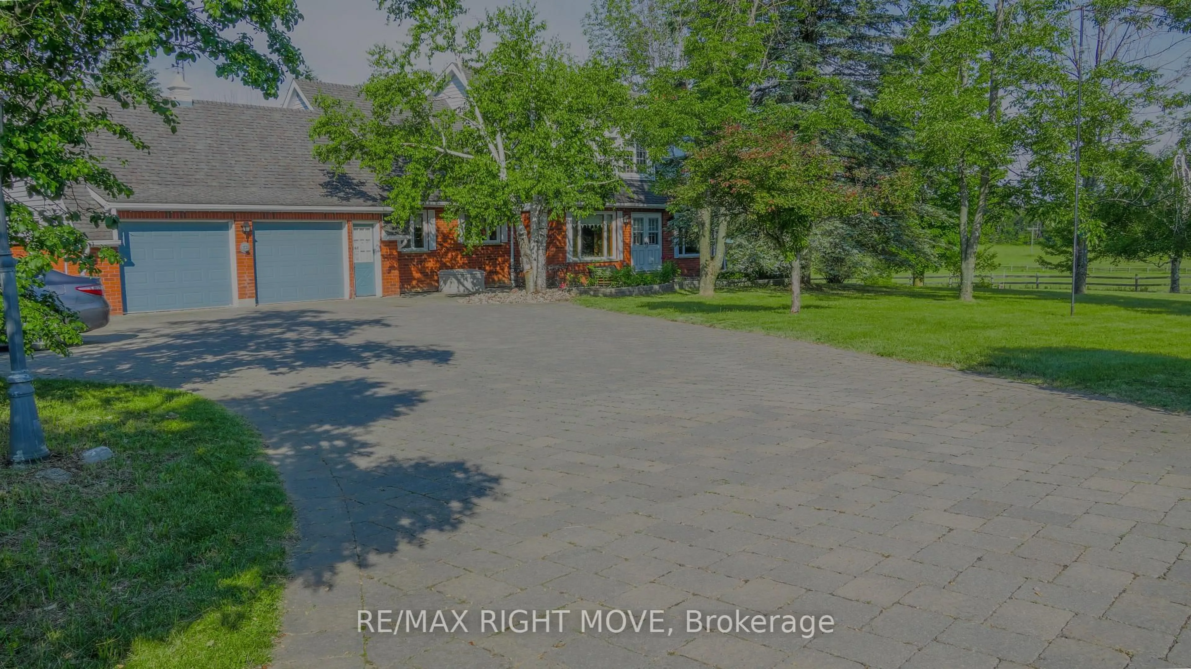 A pic from outside/outdoor area/front of a property/back of a property/a pic from drone, street for 9992 Hwy 12 Highway, Oro-Medonte Ontario L0K 1E0