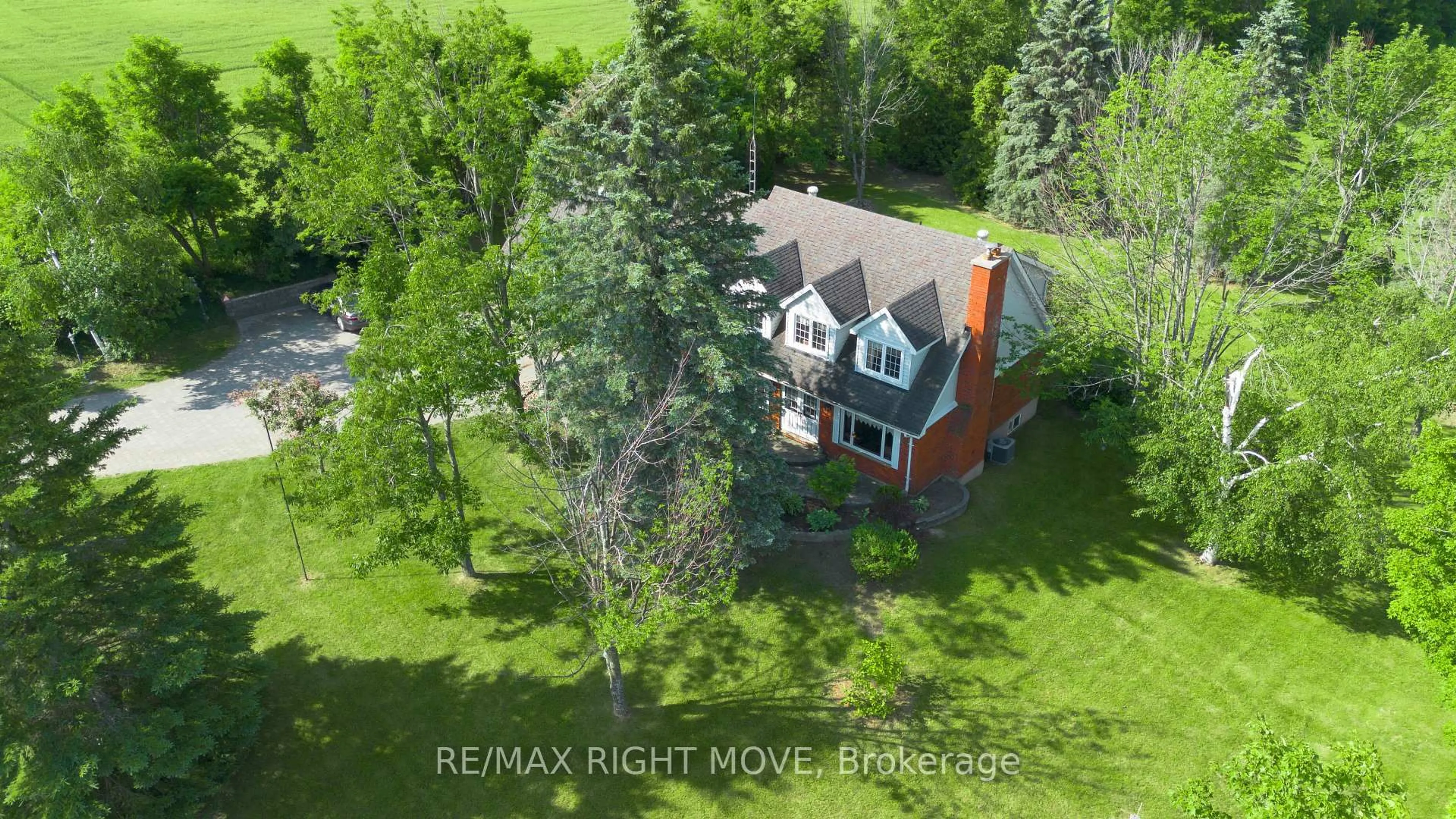 A pic from outside/outdoor area/front of a property/back of a property/a pic from drone, street for 9992 Hwy 12 Highway, Oro-Medonte Ontario L0K 1E0