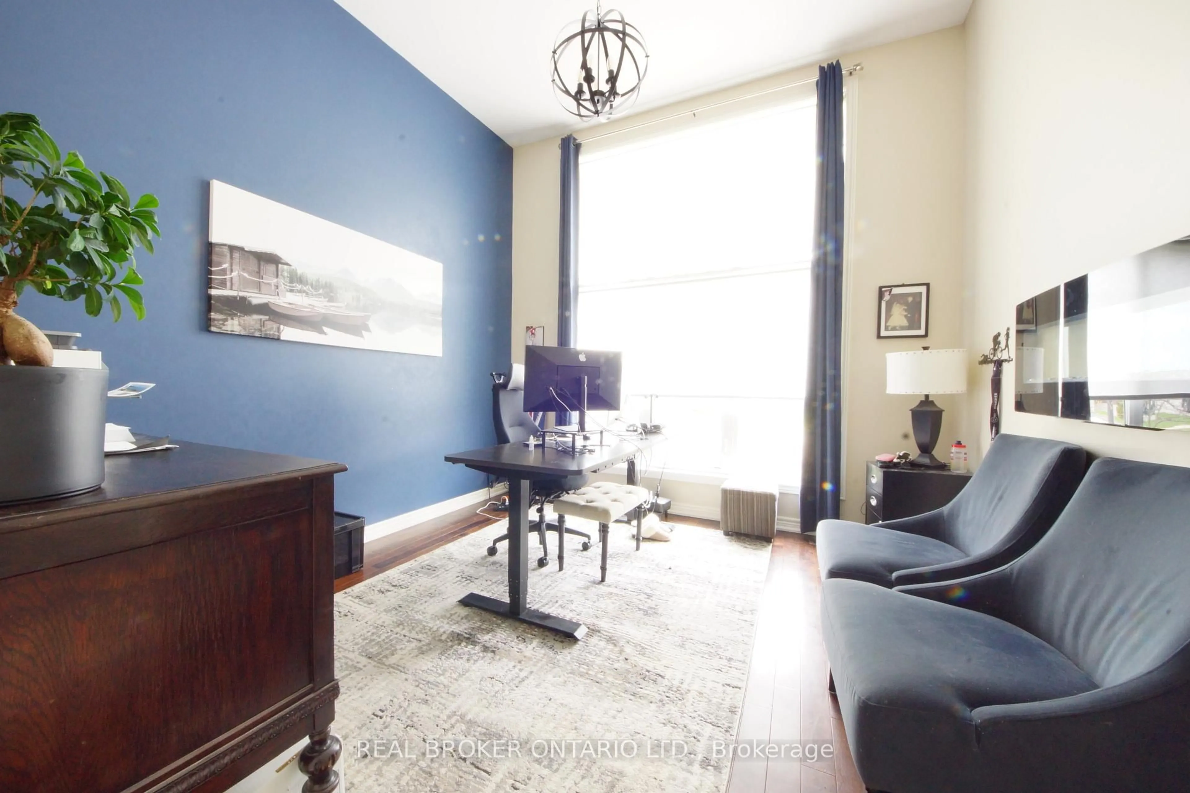 Living room with furniture, unknown for 100 Trail Blvd, Springwater Ontario L9X 0S7