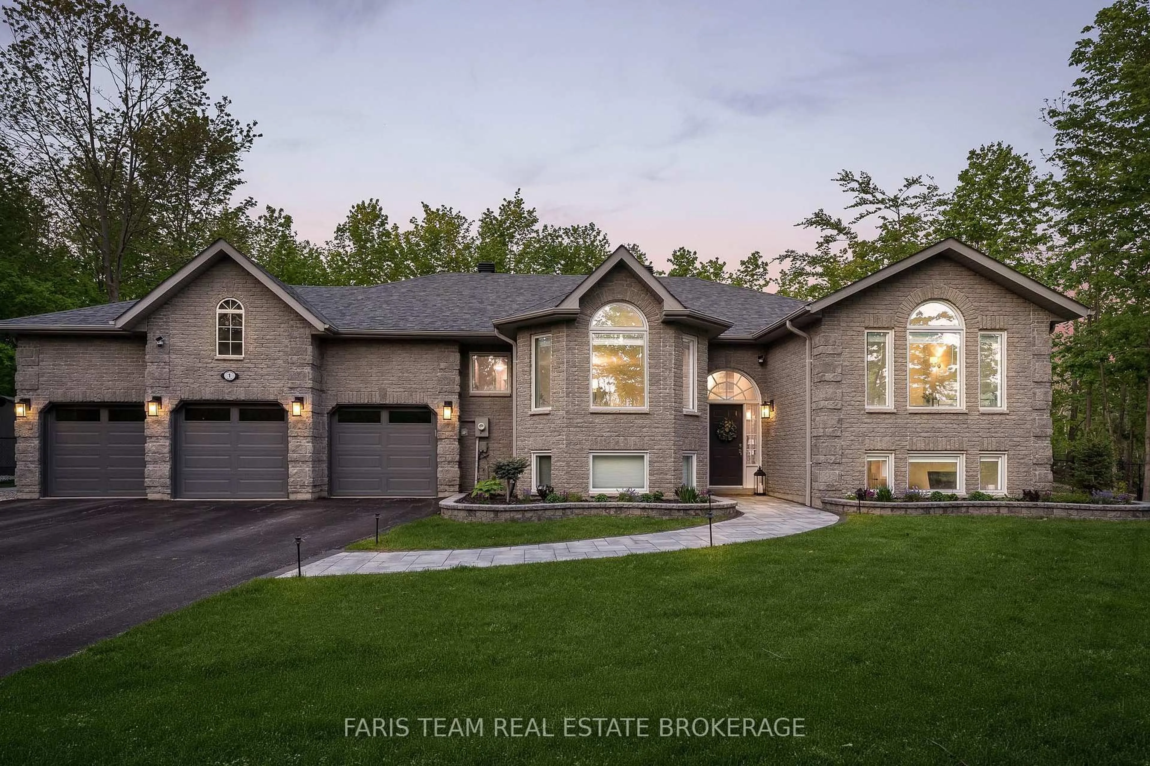 Home with brick exterior material, street for 1 Pineview Dr, Oro-Medonte Ontario L0L 2L0