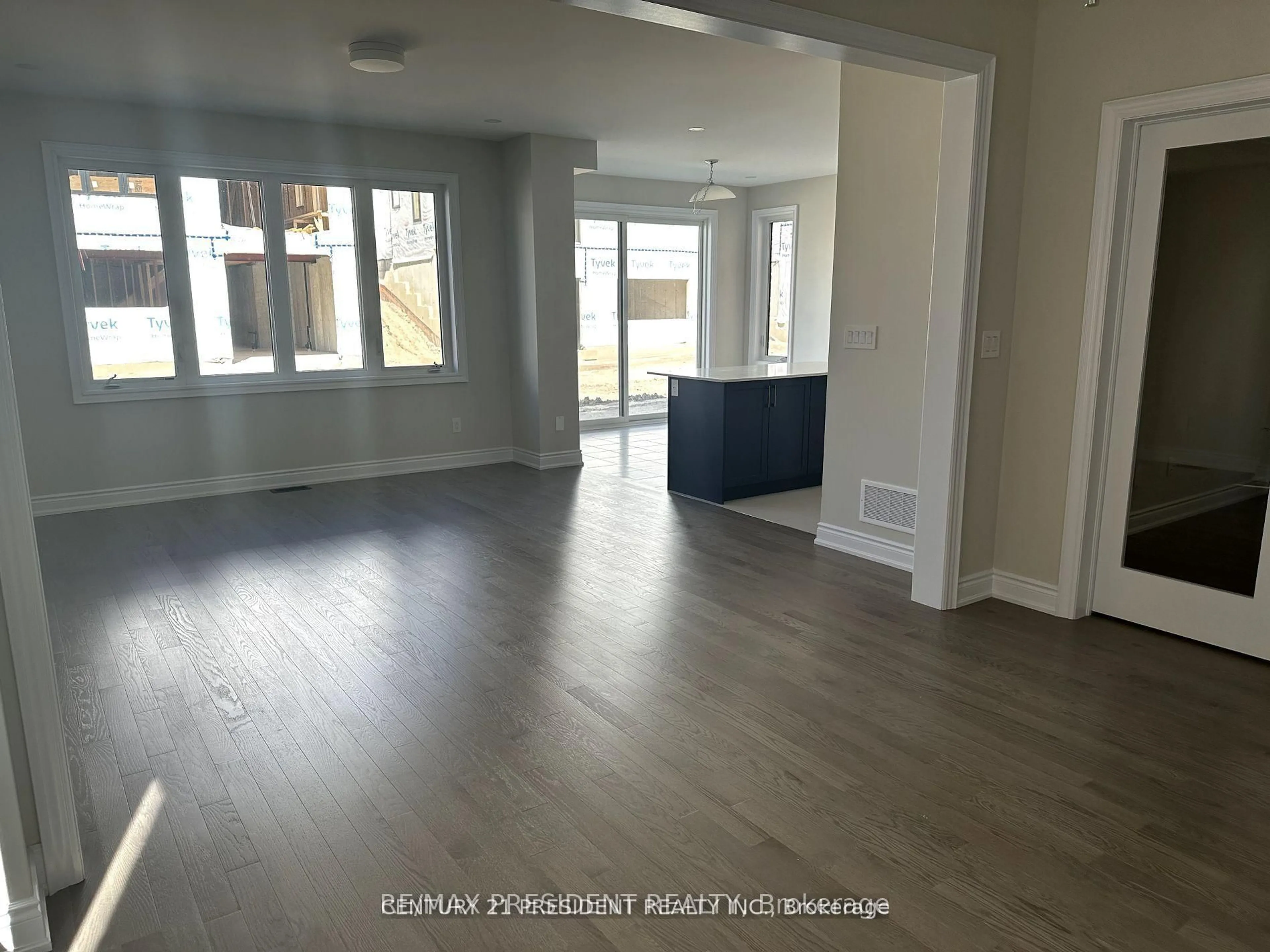 A pic of a room for 85 Bearberry Rd, Springwater Ontario L0L 1Y3