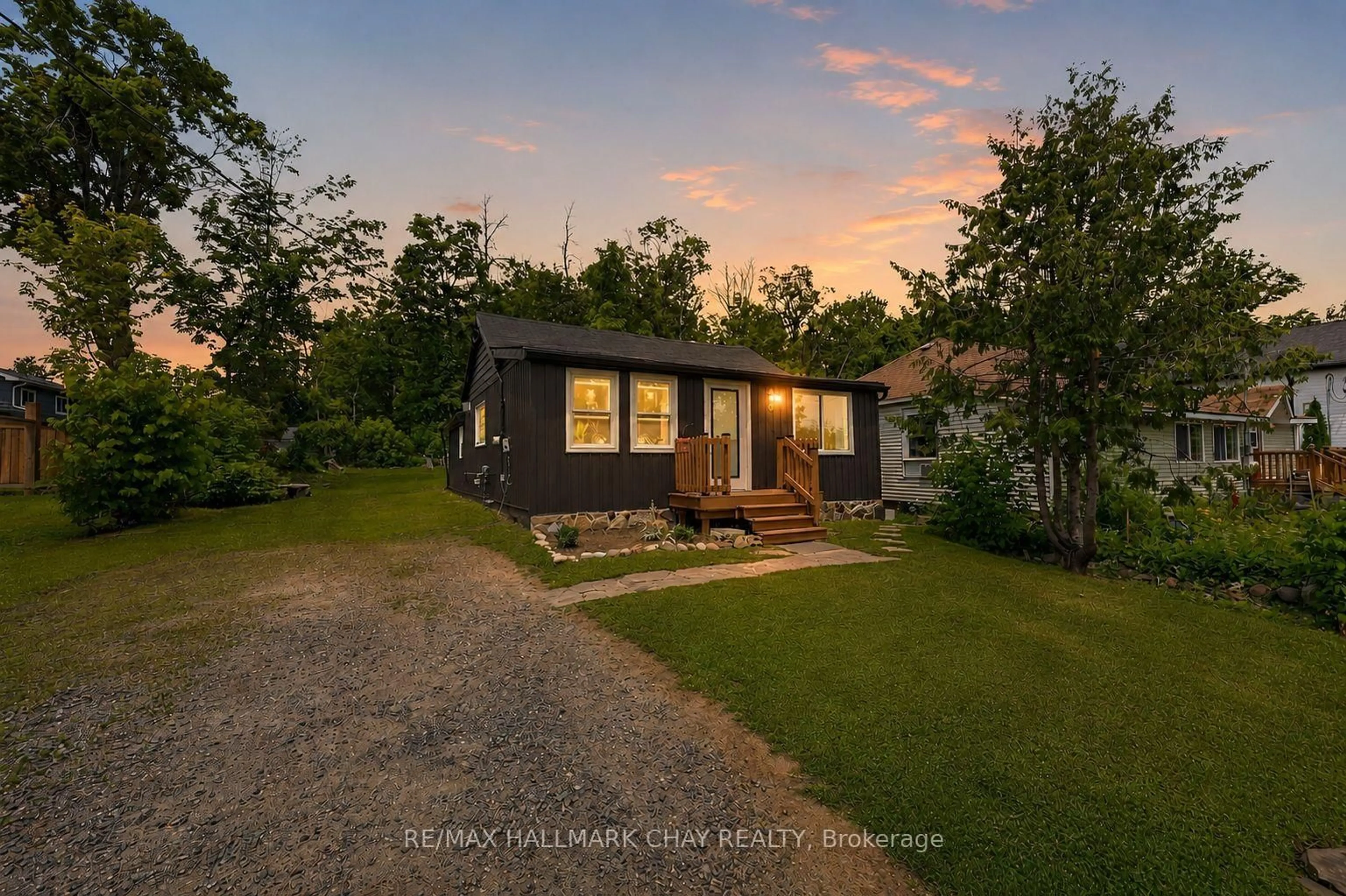 A pic from outside/outdoor area/front of a property/back of a property/a pic from drone, street for 8 Myrtle Ave, Oro-Medonte Ontario L0L 1T0