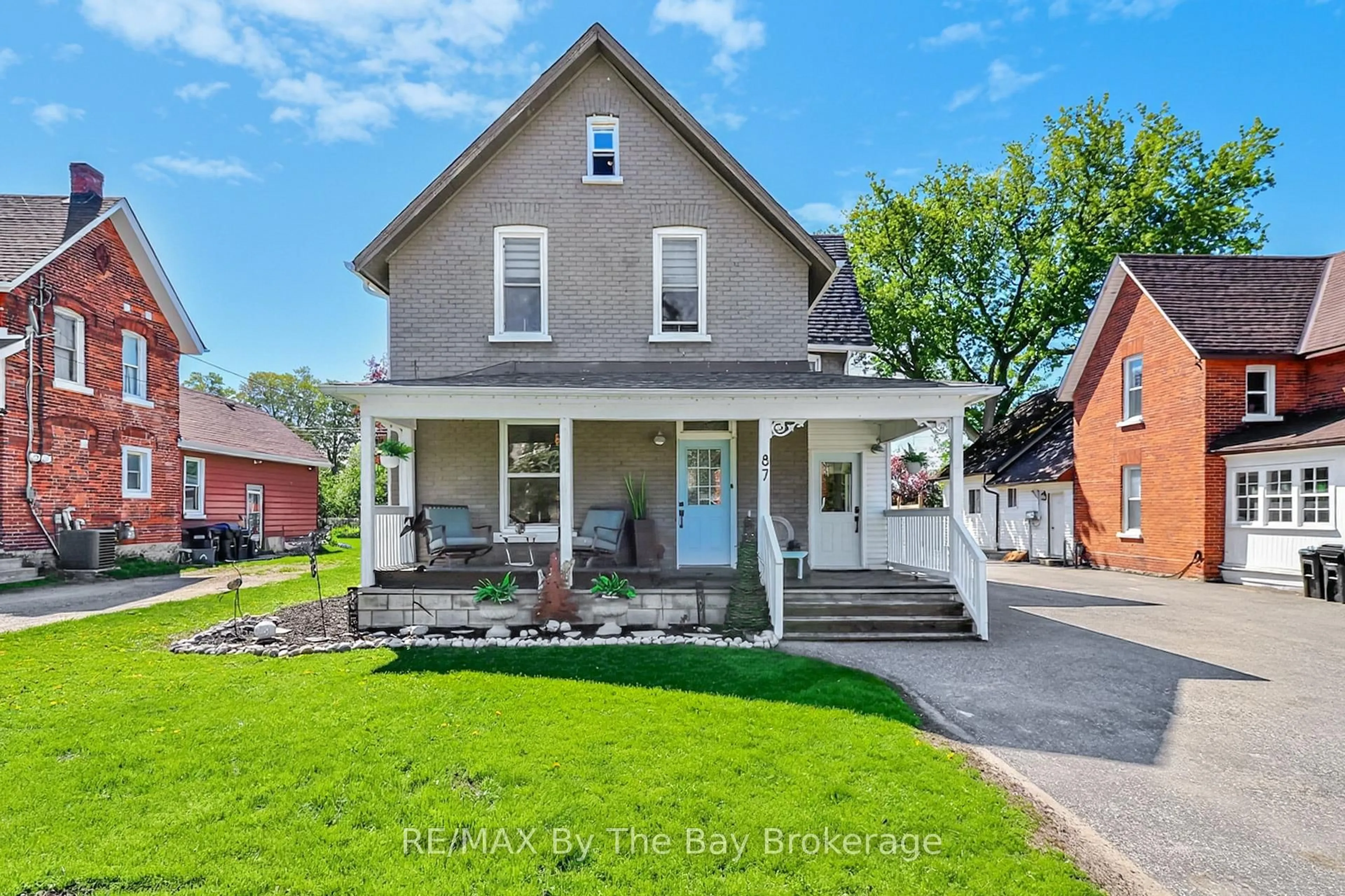 Unknown for 87 Queen St, Springwater Ontario L0L 1P0