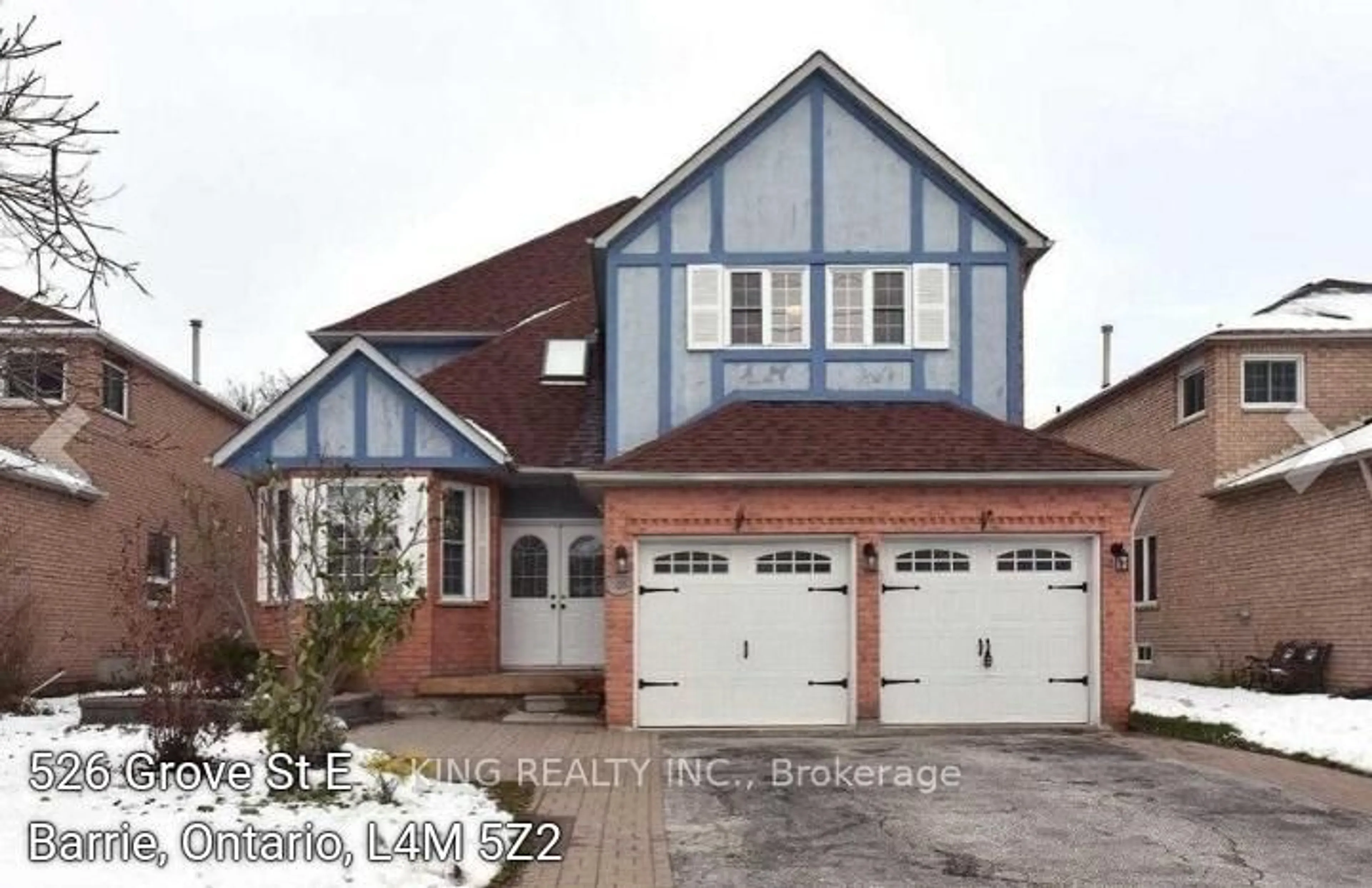 Home with brick exterior material, street for 526 Grove St, Barrie Ontario L4M 5Z2