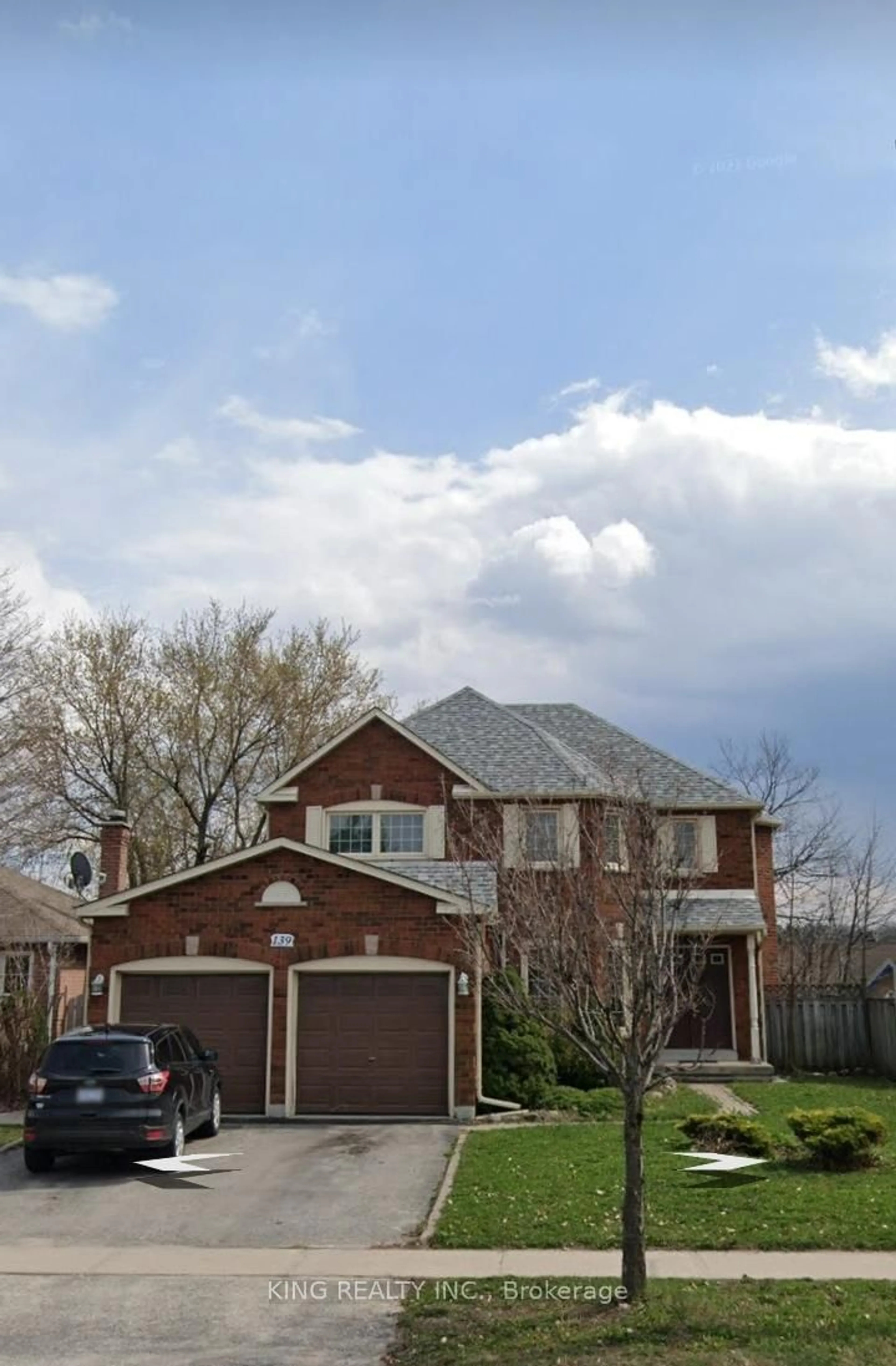Home with brick exterior material, street for 526 Grove St, Barrie Ontario L4M 5Z2