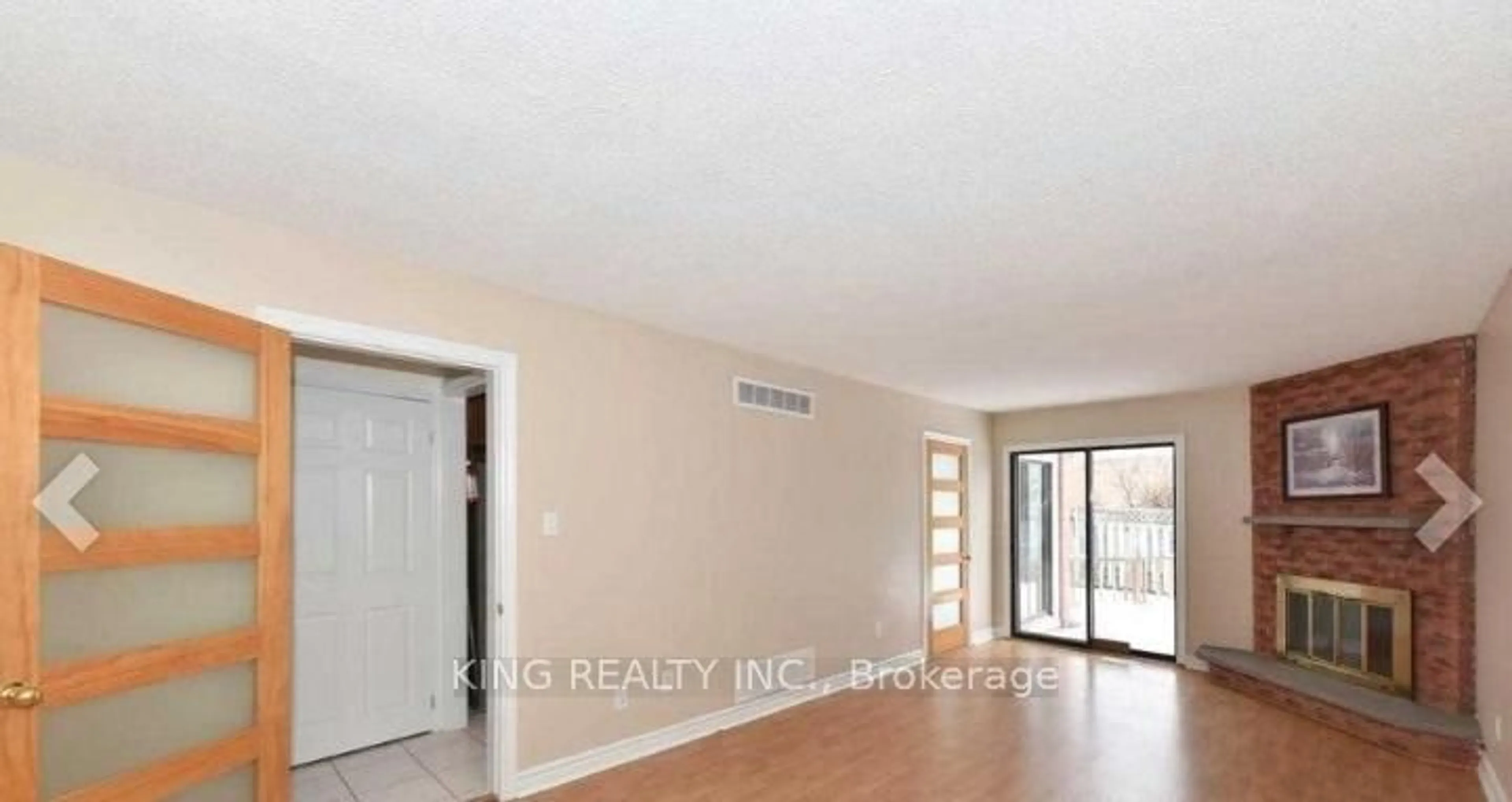 Unknown for 526 Grove St, Barrie Ontario L4M 5Z2