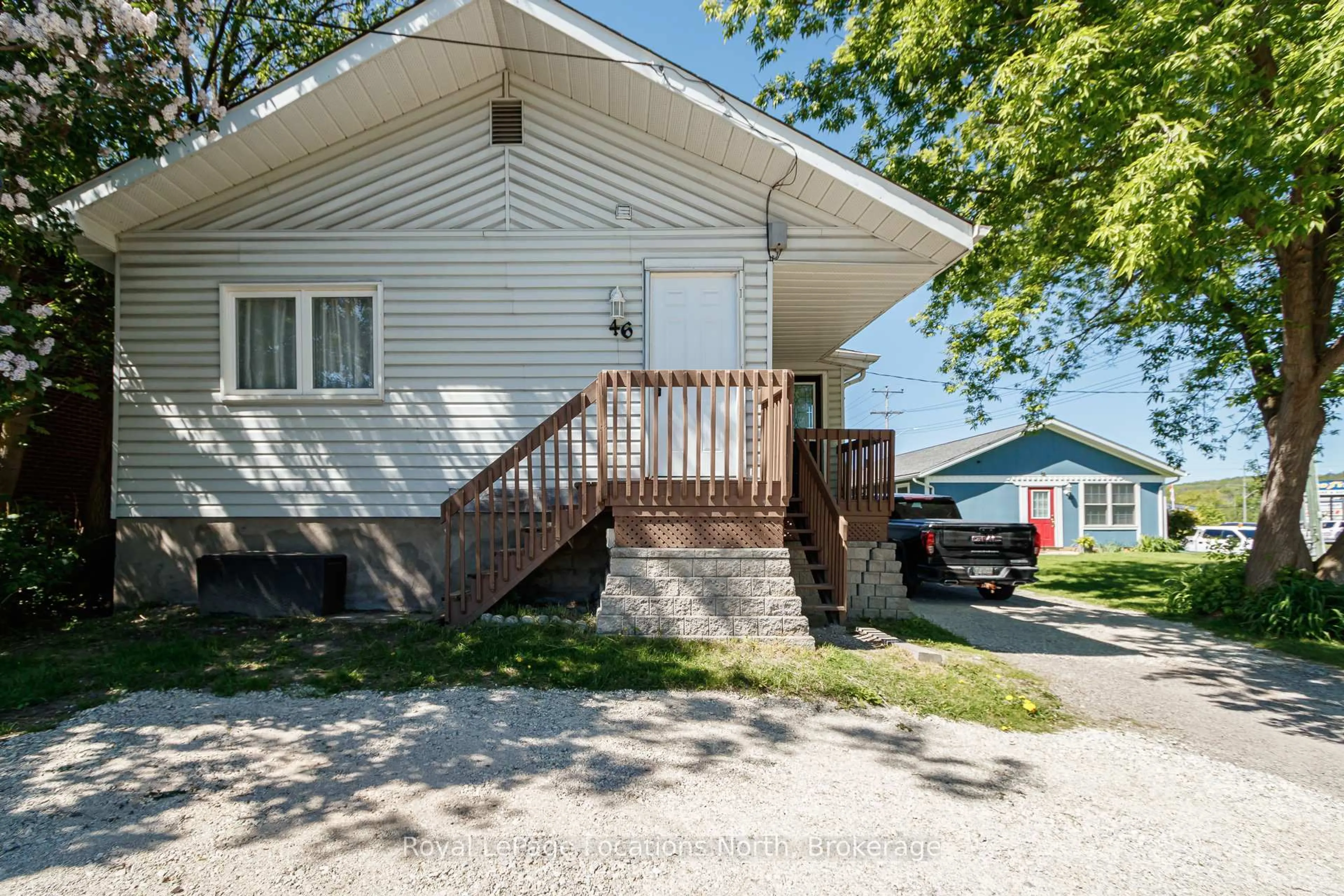 Unknown for 46 Fourth St, Midland Ontario L4R 3S8