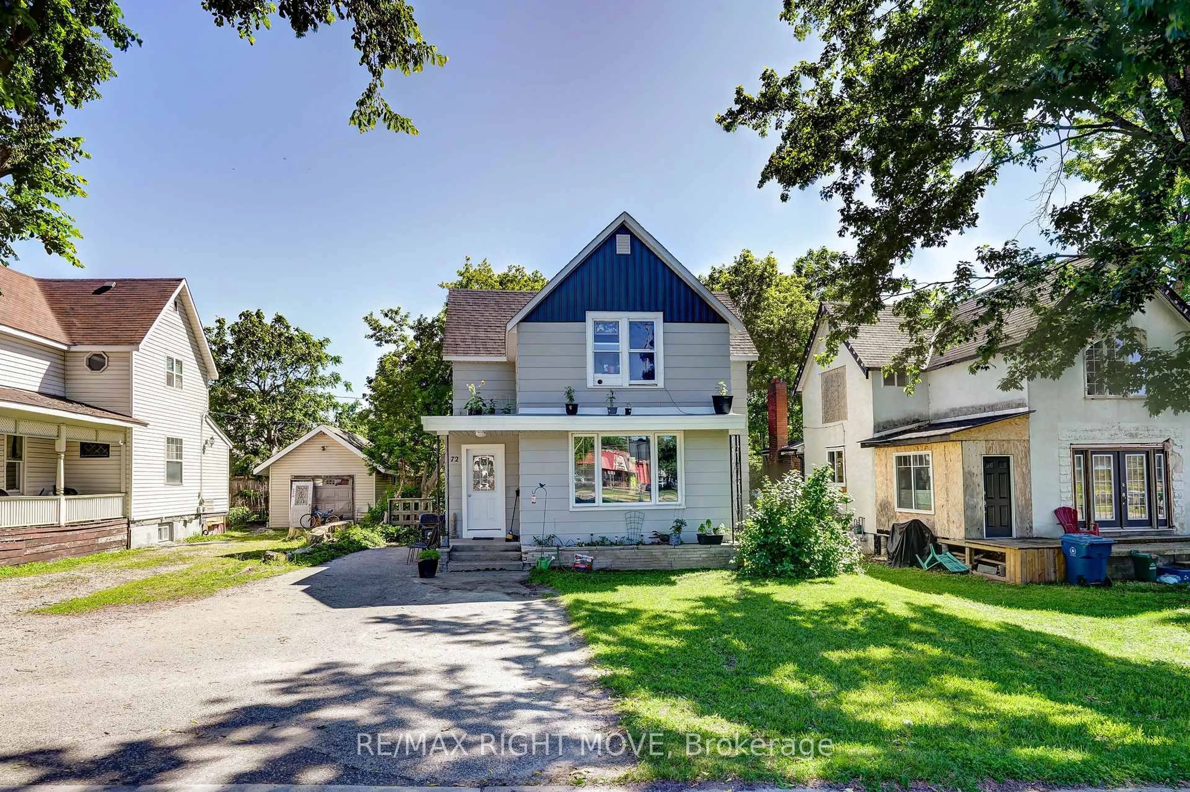 Unknown for 72 Dunedin St, Orillia Ontario L3V 5T5