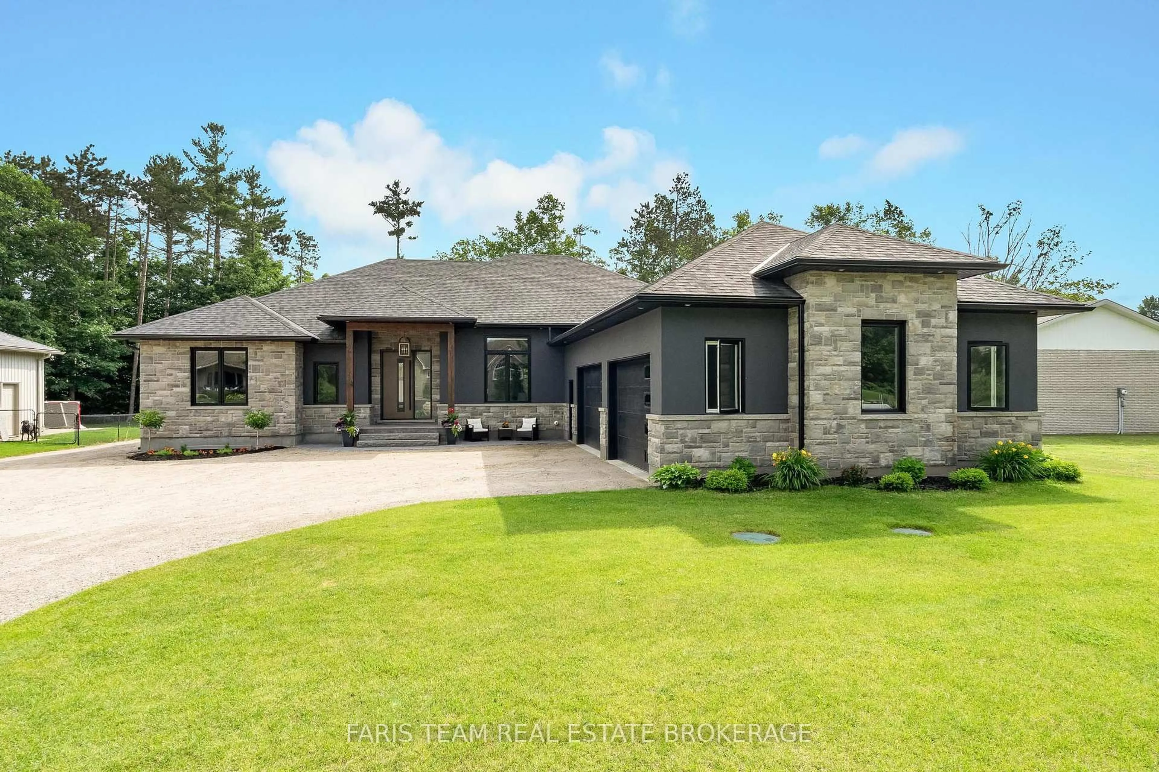 Home with brick exterior material, unknown for 7 Reynolds Rd, Tiny Ontario L0L 2T0