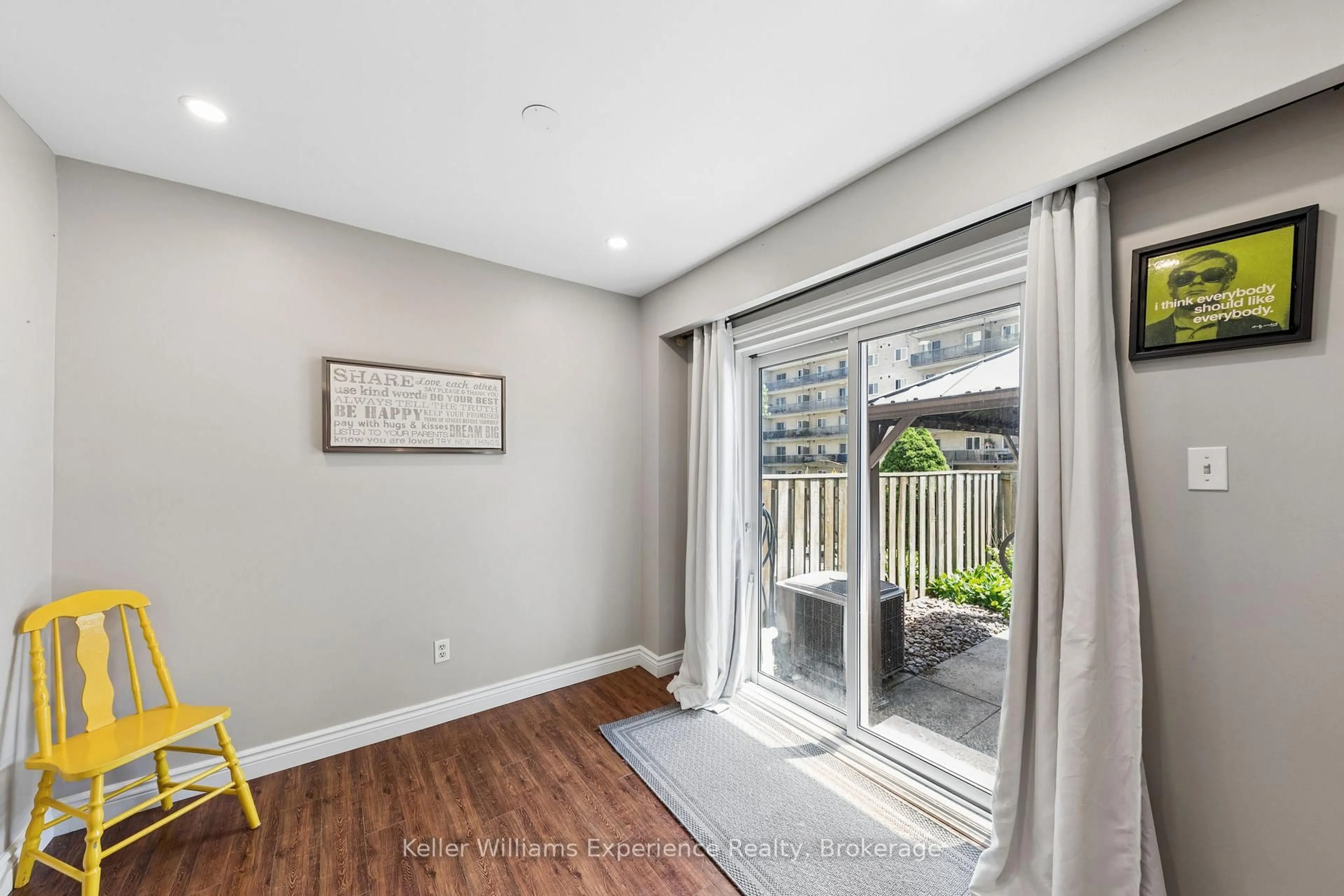 Unknown for 2 Bernick Dr #23, Barrie Ontario L4M 5K4