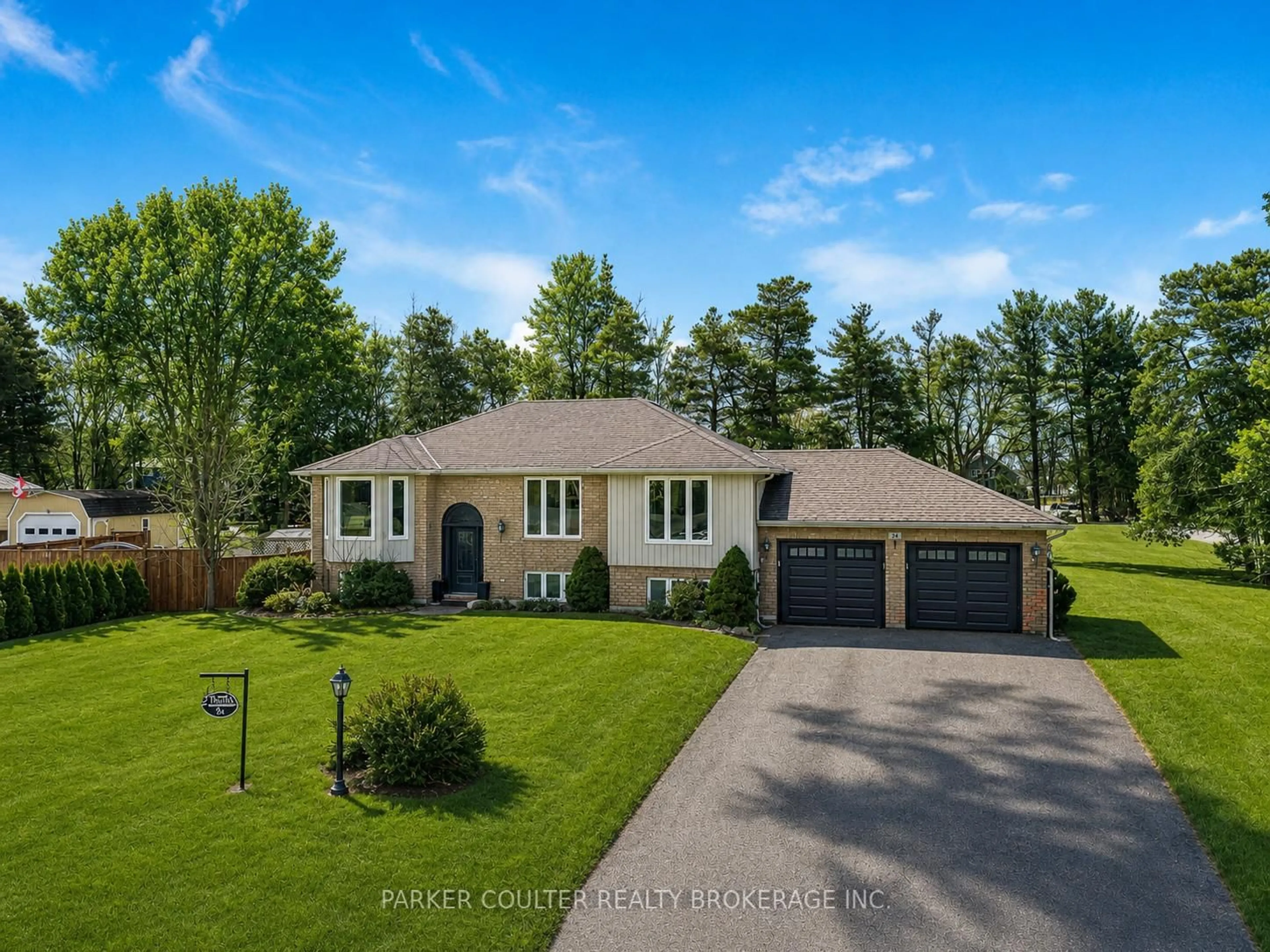 A pic from outside/outdoor area/front of a property/back of a property/a pic from drone, street for 24 Parr Blvd, Springwater Ontario L0M 1T0