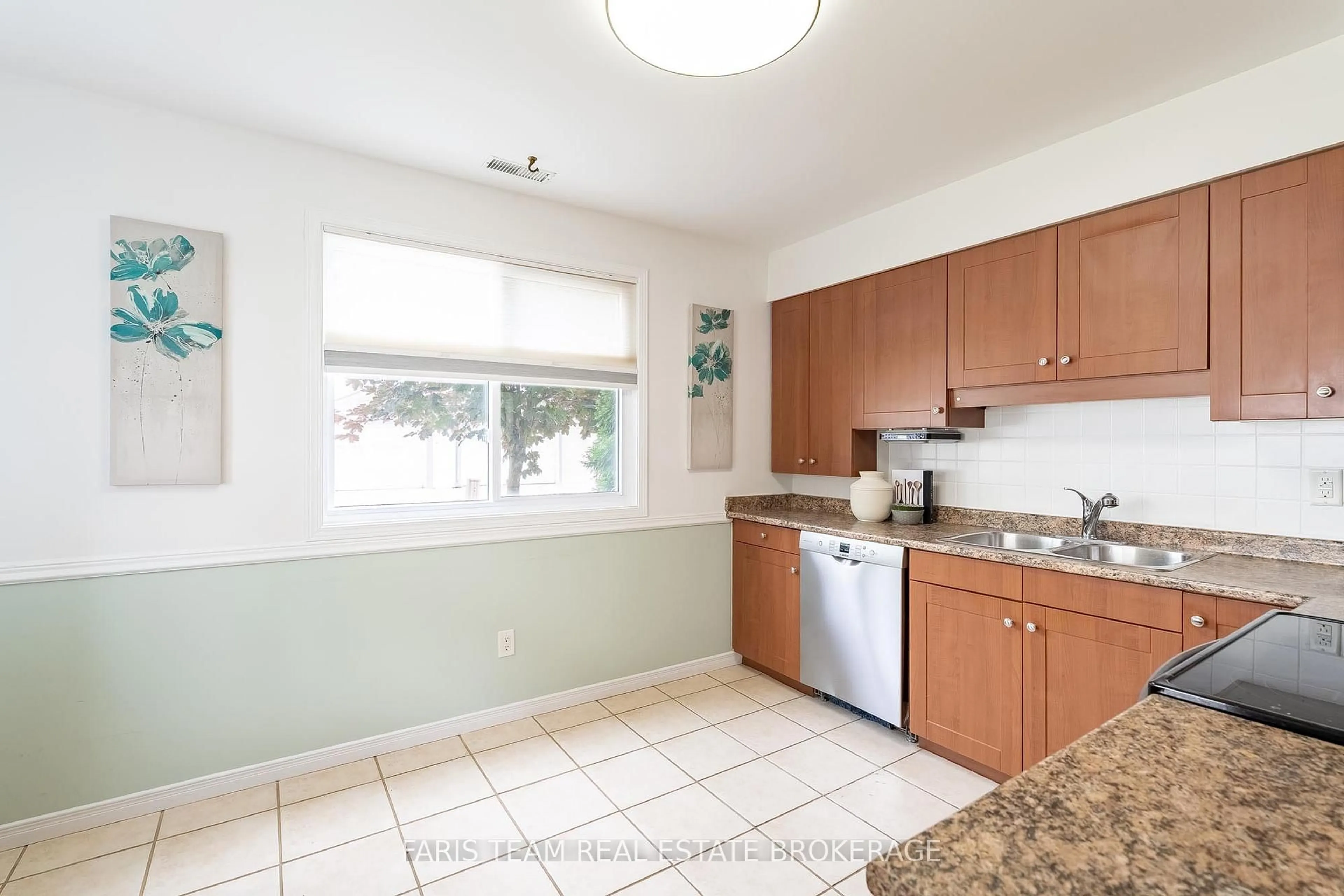 Standard kitchen, ceramic/tile floor for 10 Laguna Pkwy #9, Ramara Ontario L0K 1B0