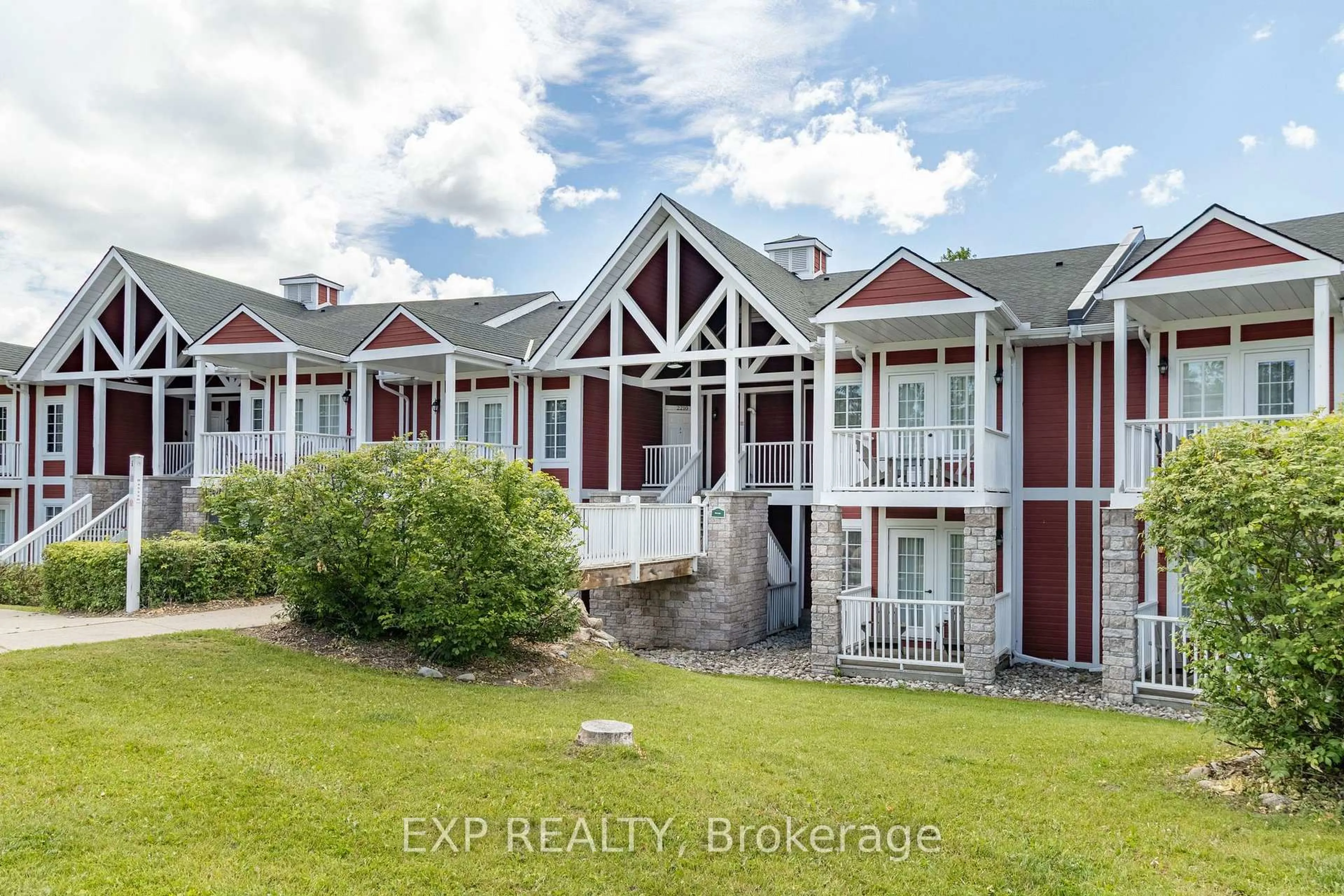 A pic from outside/outdoor area/front of a property/back of a property/a pic from drone, water/lake/river/ocean view for 90 Highland Dr #2010/2011, Oro-Medonte Ontario L0L 2L0