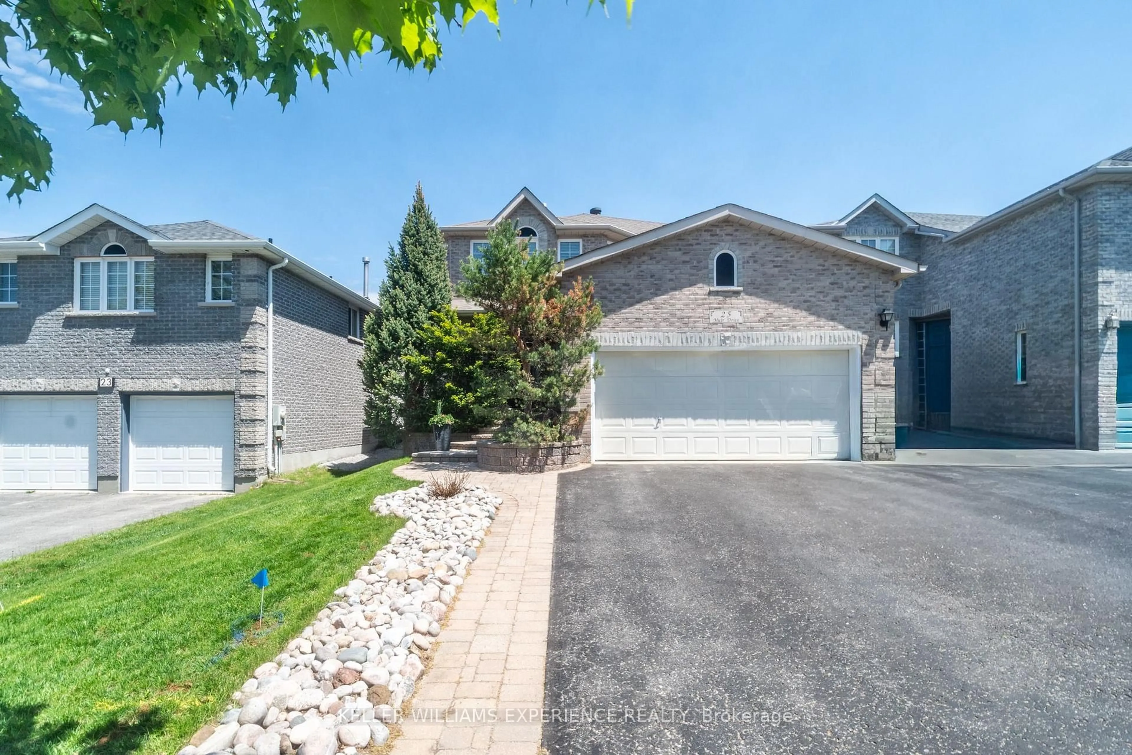 Unknown for 25 Muir Dr, Barrie Ontario L4N 0J1