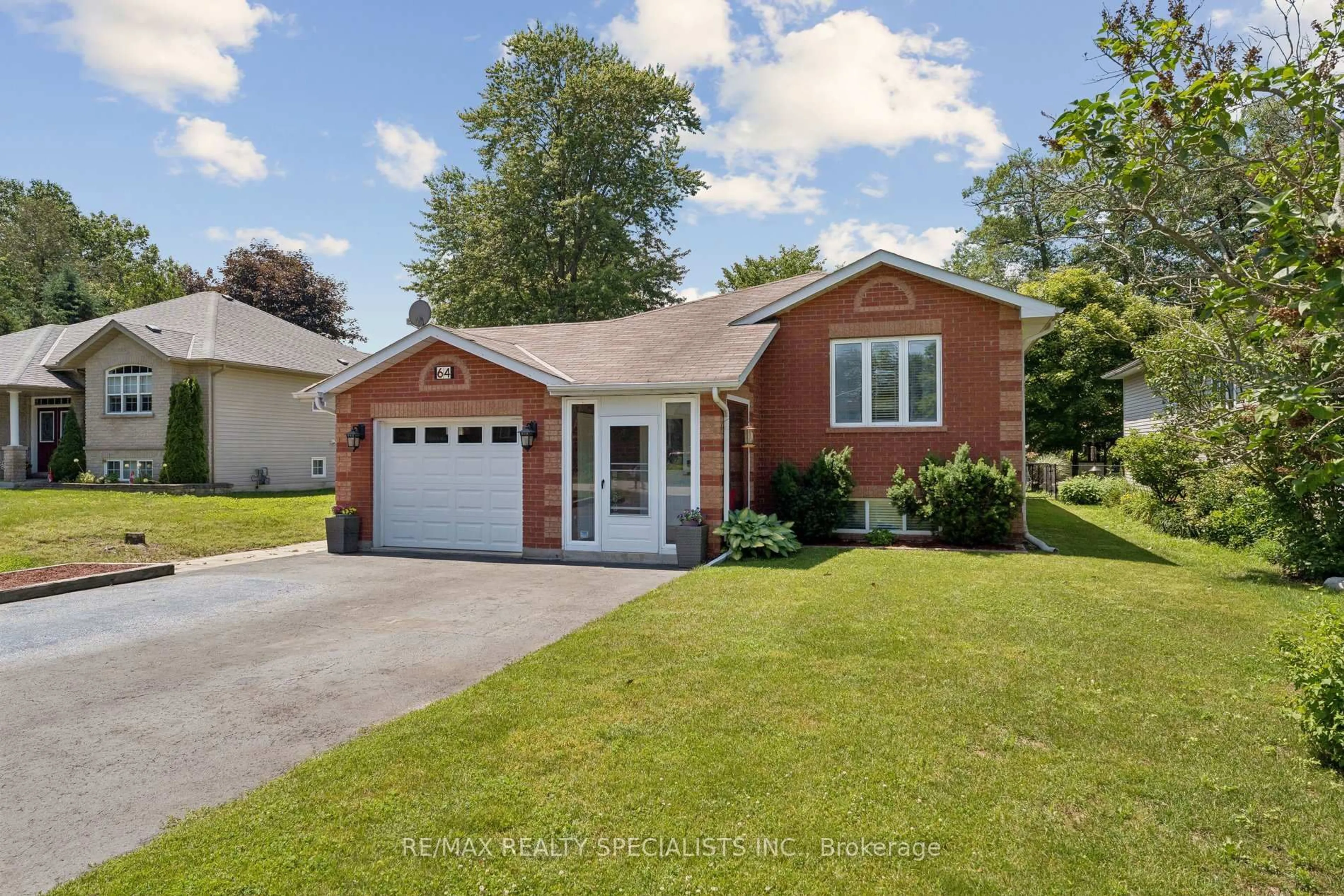 Home with brick exterior material, street for 64 Smallman Dr, Wasaga Beach Ontario L9Z 1L1