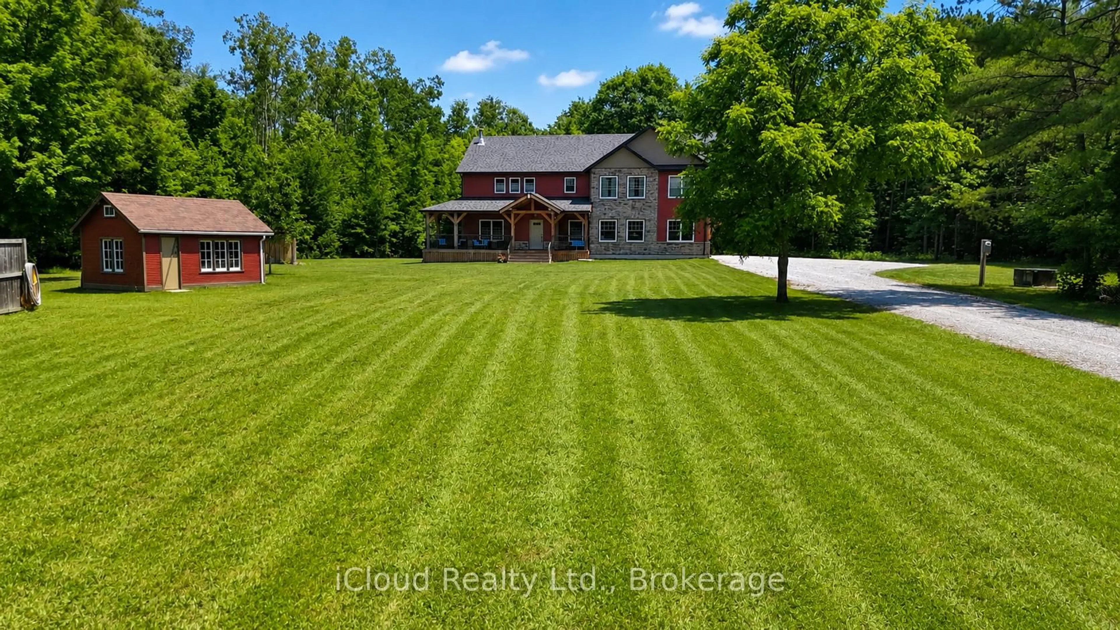 A pic from outside/outdoor area/front of a property/back of a property/a pic from drone, building for 2091 Dwyer Rd, Springwater Ontario L9X 1L7