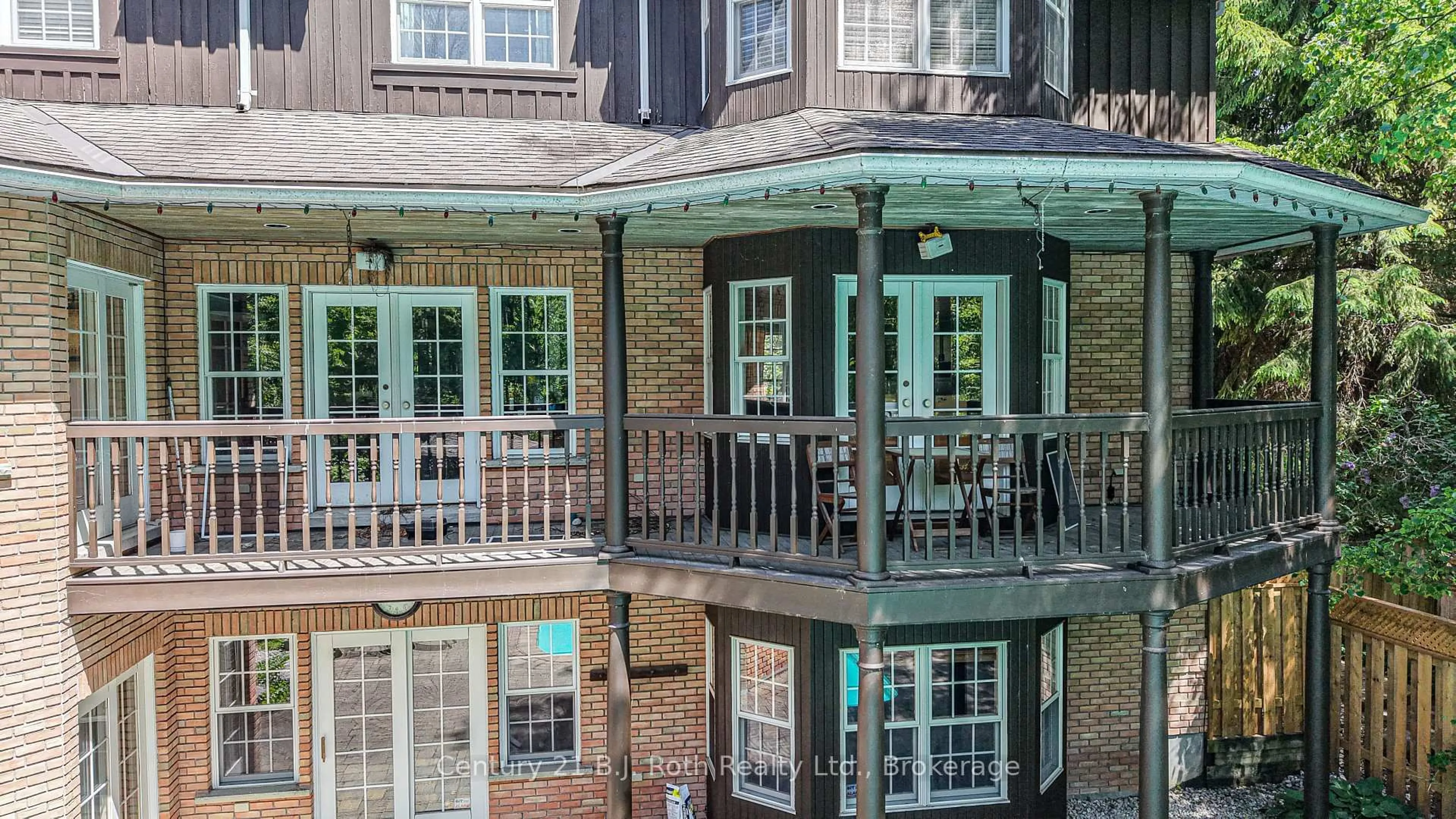 Unknown for 403 Bay St, Orillia Ontario L3V 3X5