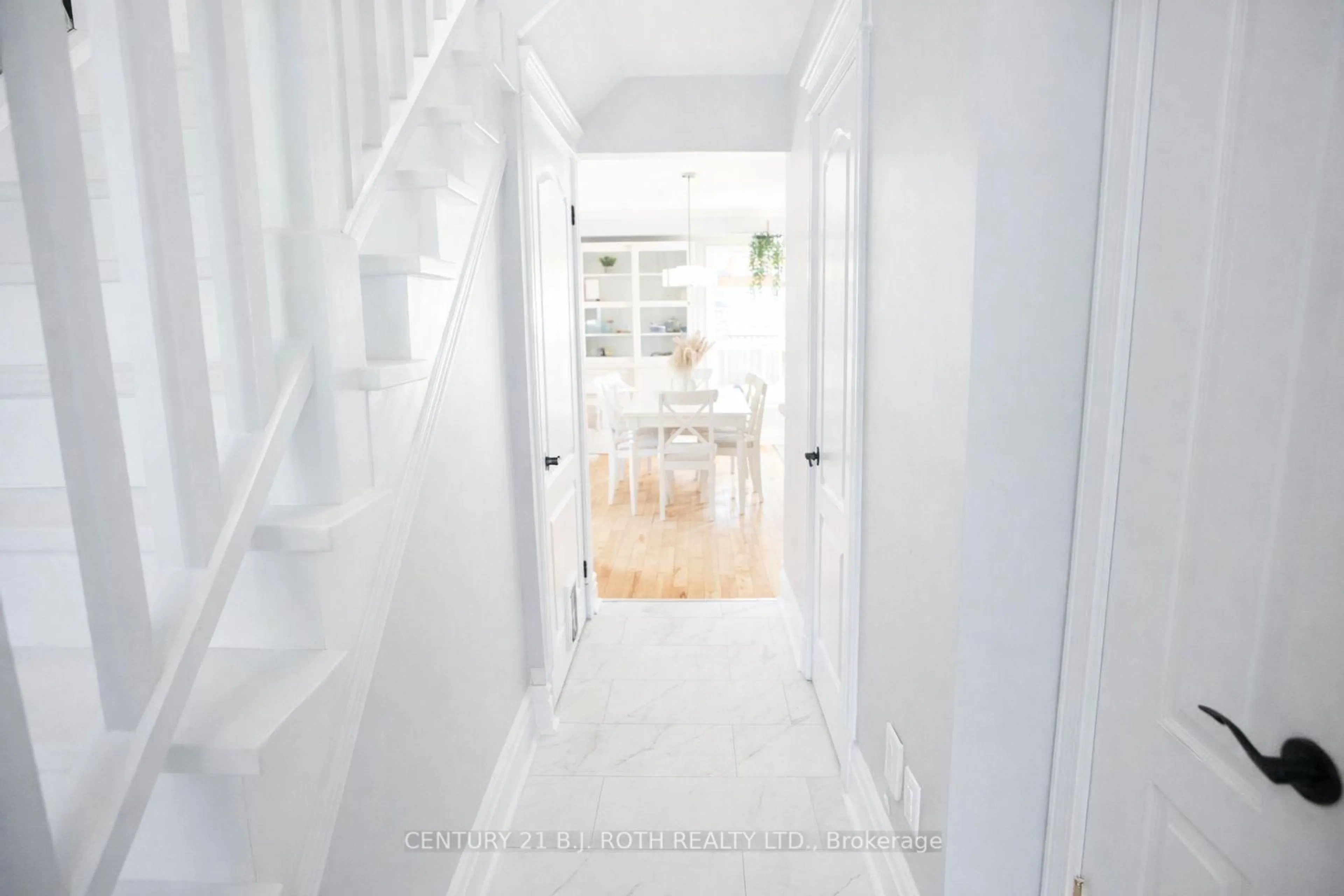 Unknown for 9 Laidlaw Dr, Barrie Ontario L4N 7S1