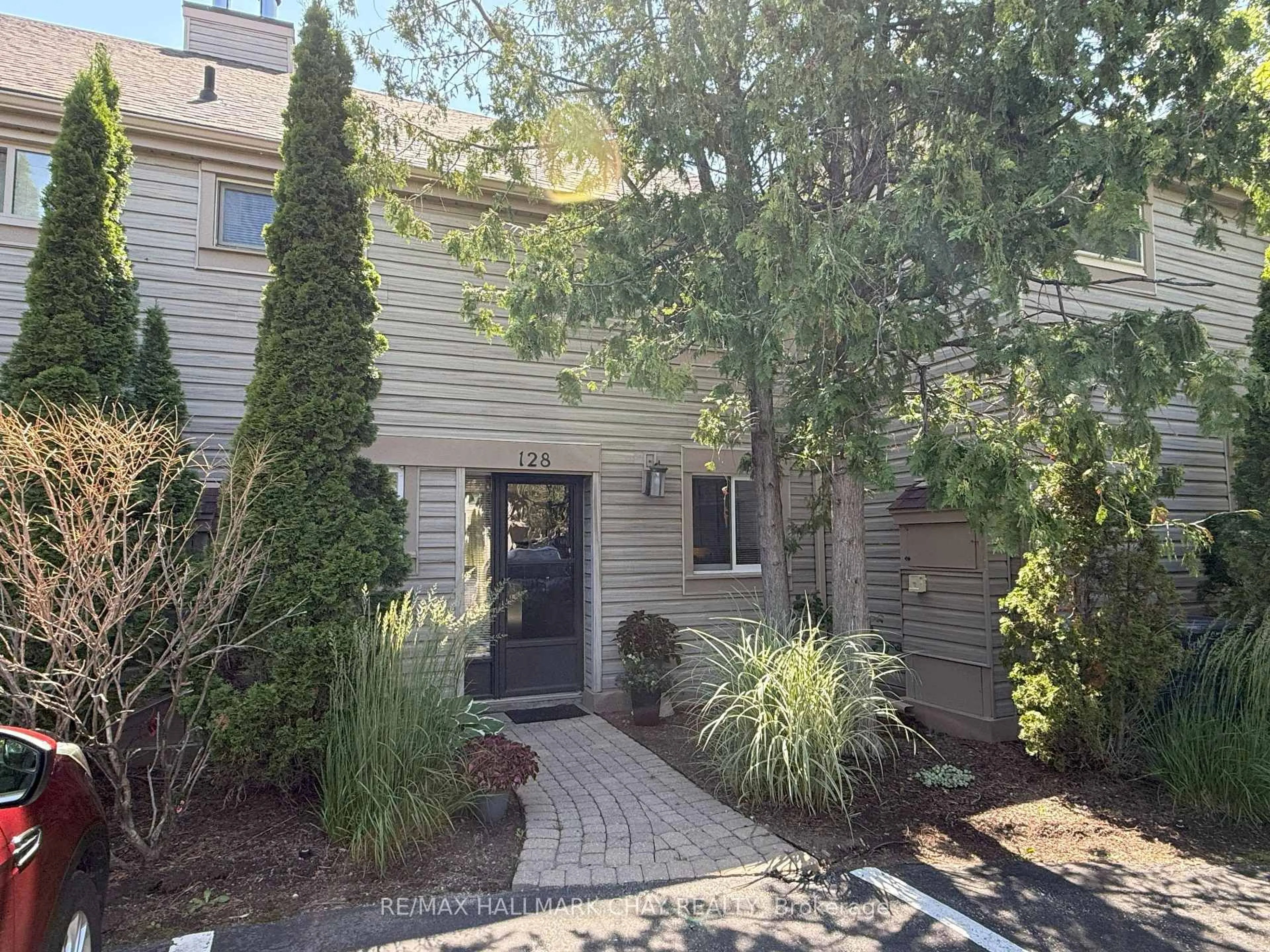 Unknown for 128 Escarpment Cres #18, Collingwood Ontario L9Y 5B4