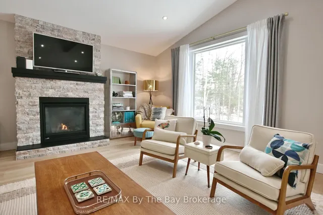 16 CARIBBEAN Dr, Wasaga Beach 2