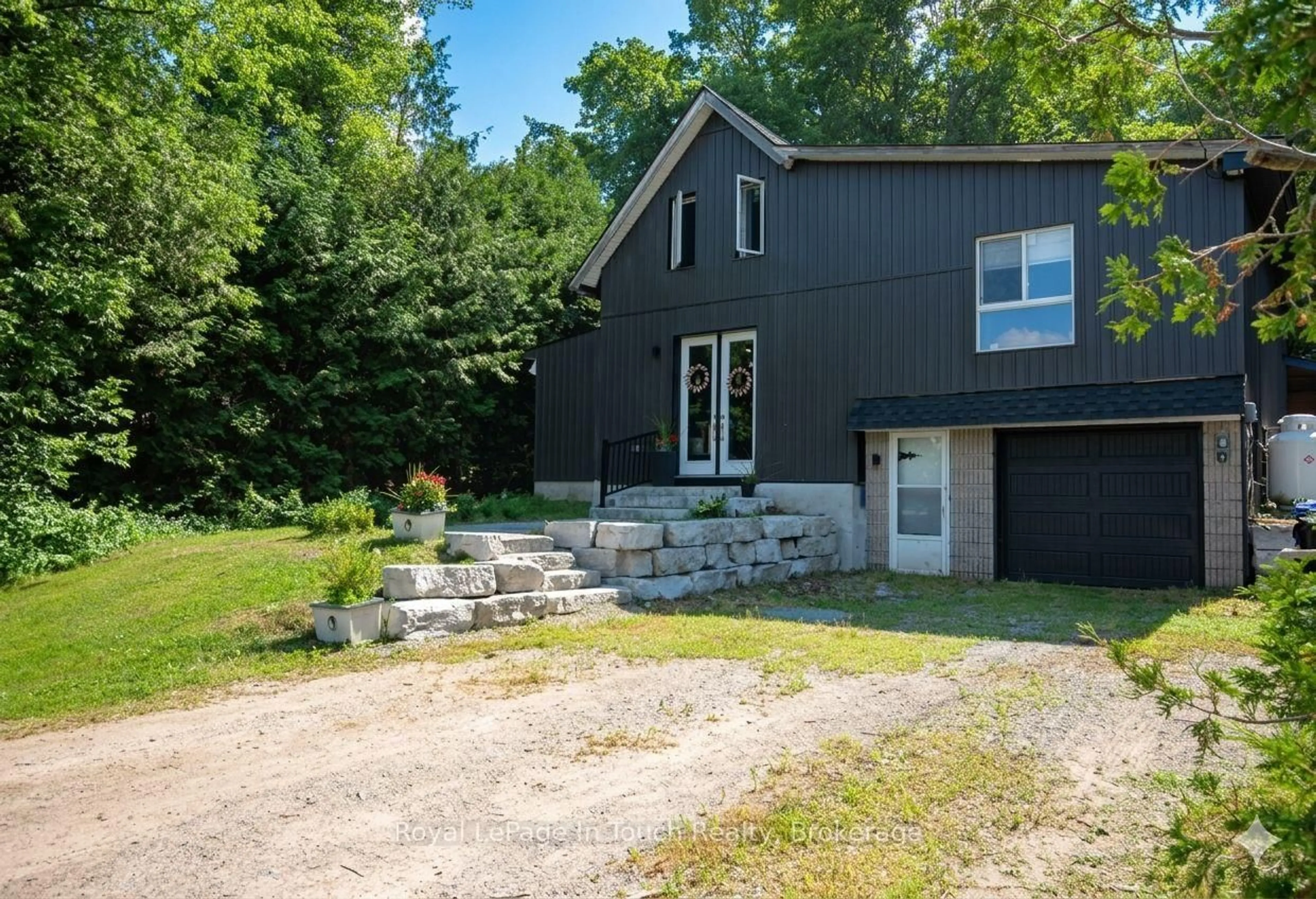 A pic from outside/outdoor area/front of a property/back of a property/a pic from drone, unknown for 12906 County Rd 16 Rd, Severn Ontario L0K 2C0