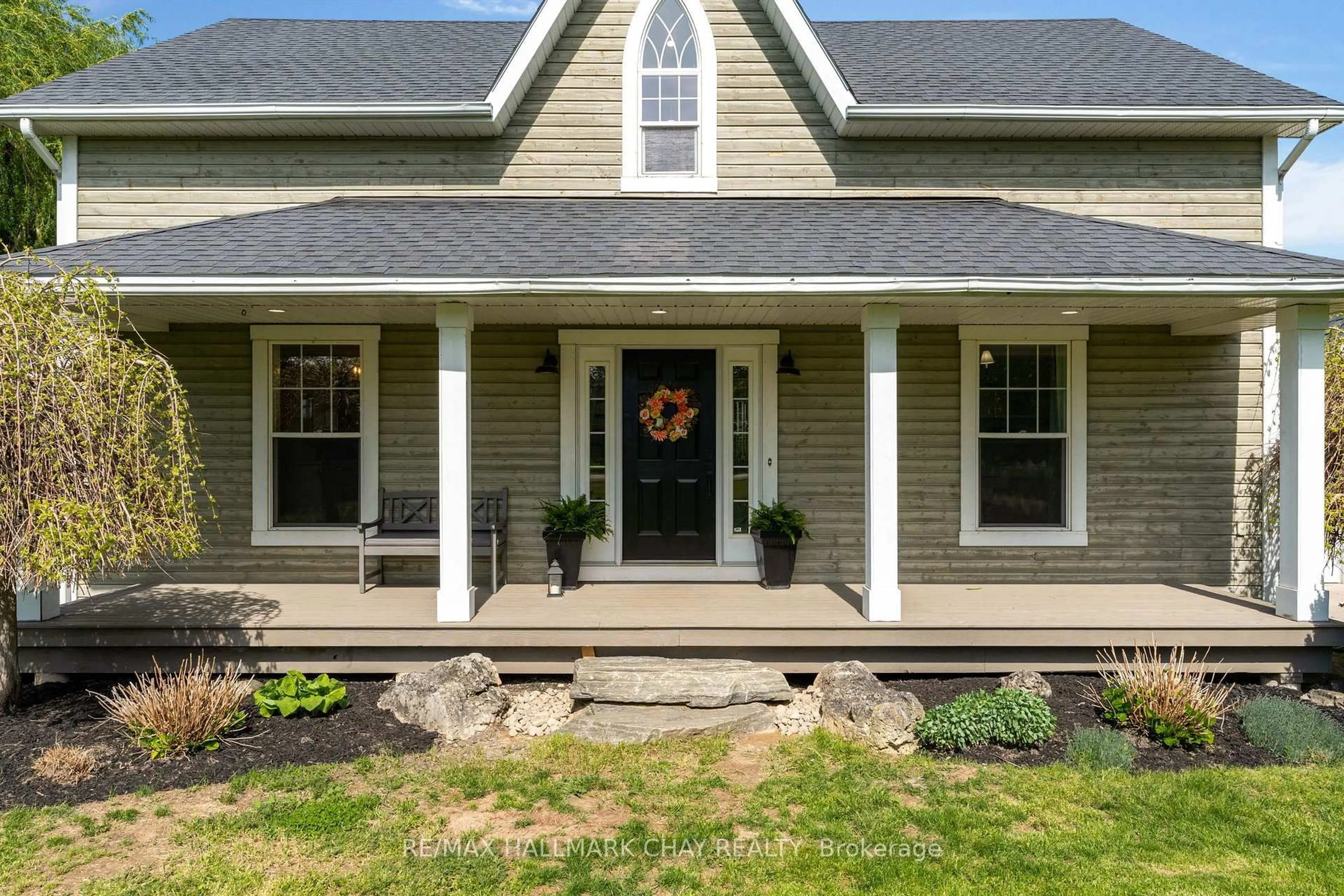 Home with vinyl exterior material, street for 1595 County 42 Rd, Clearview Ontario L0M 1S0