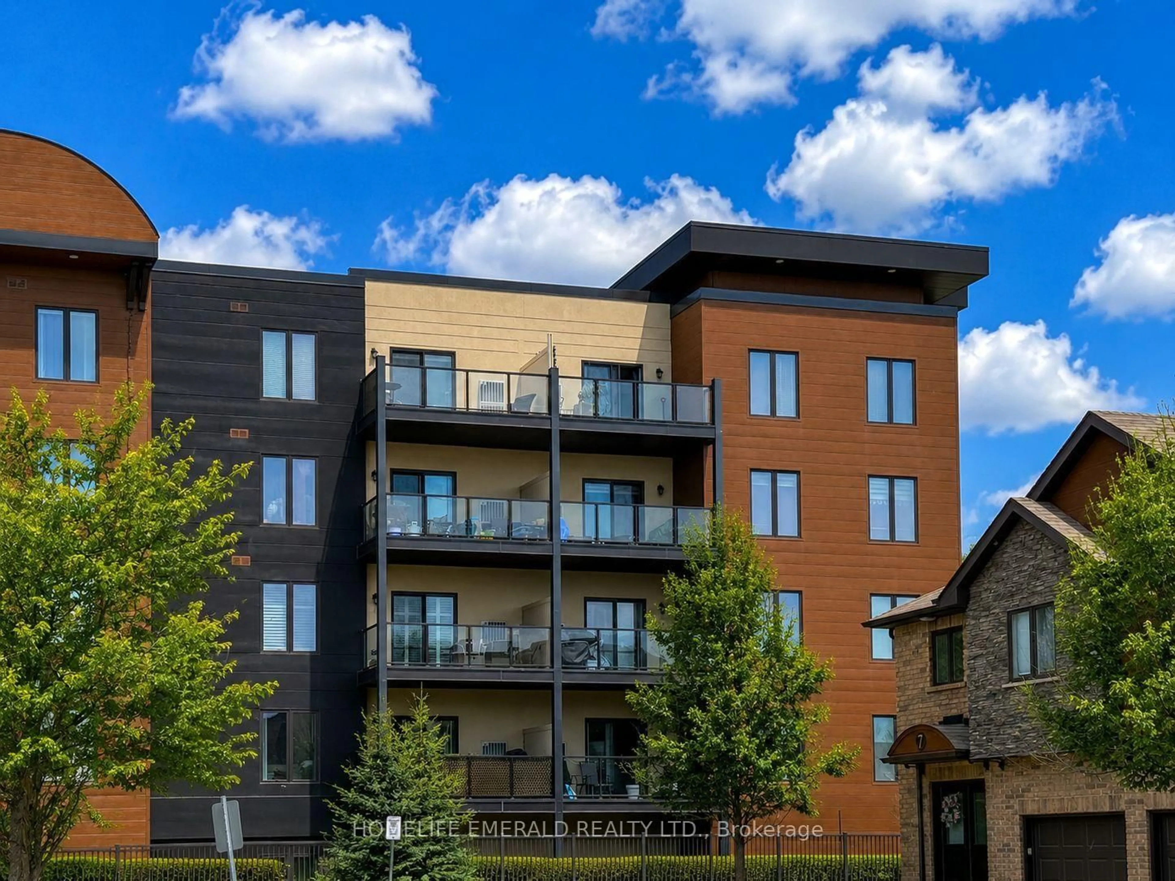 Unknown for 100 Dean Ave #413, Barrie Ontario L9J 0H1